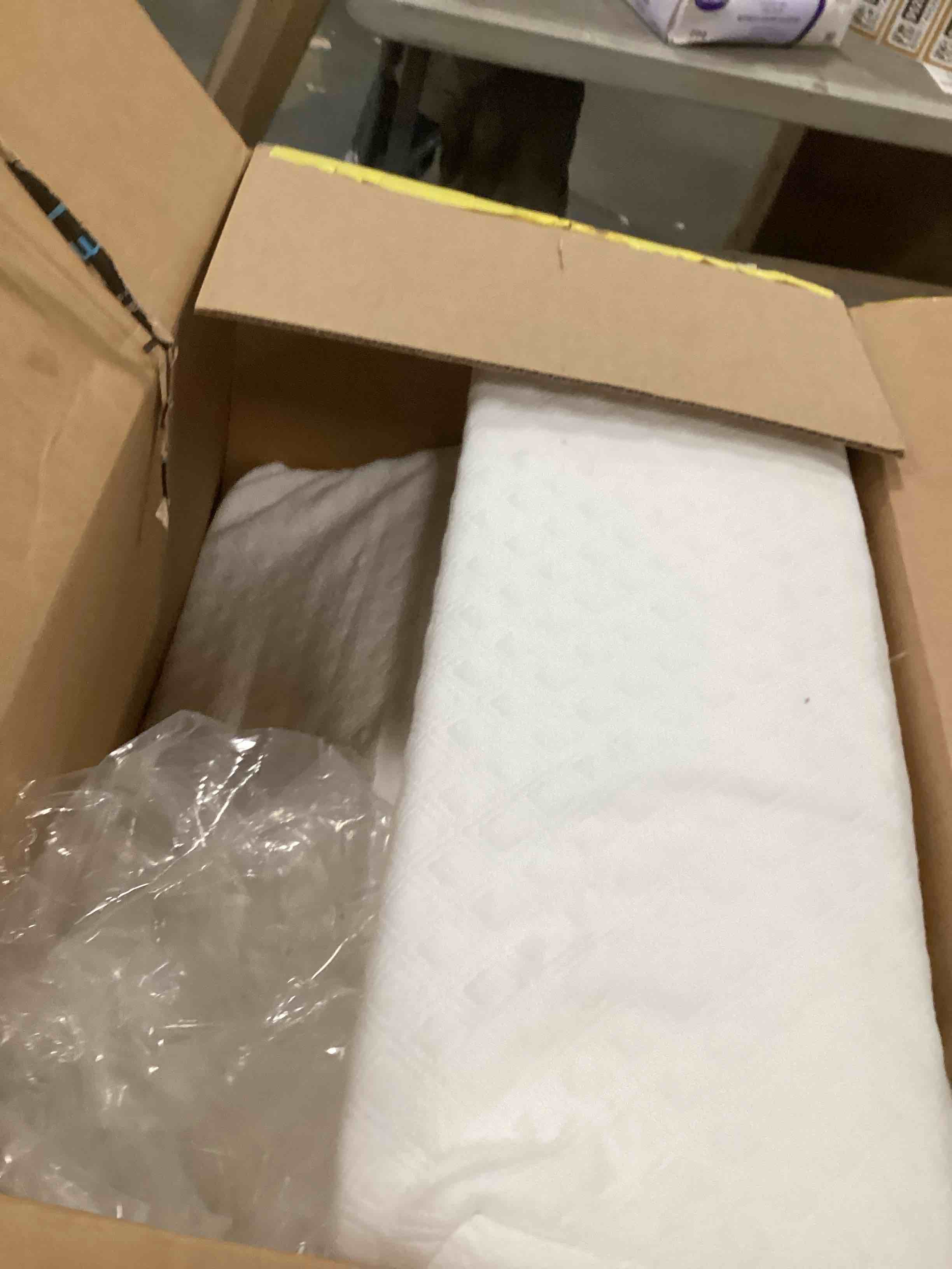 https://s3.amazonaws.com/lotting-images-prod/bidfta/GRA1979945_1737750491150.jpeg