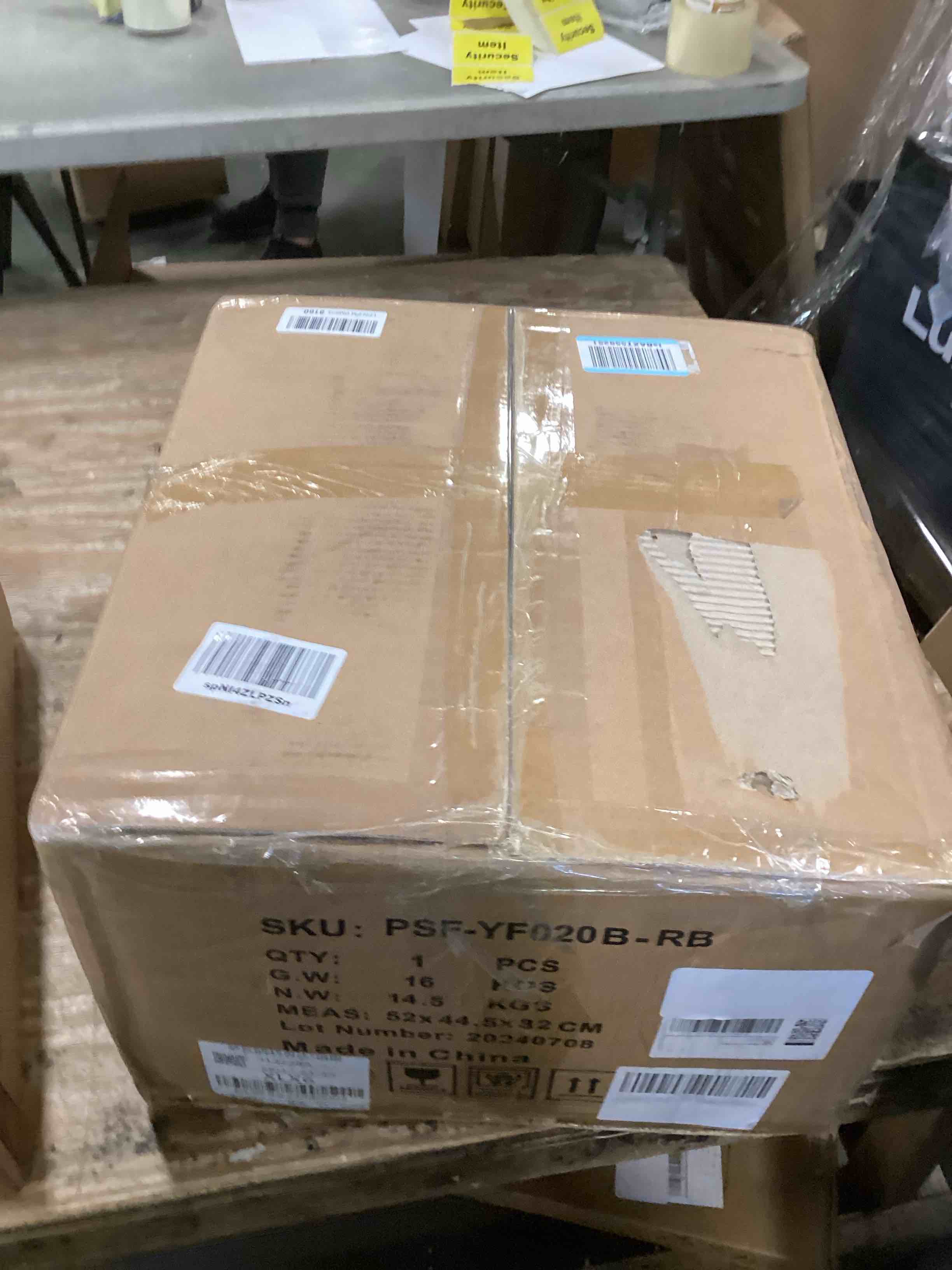 https://s3.amazonaws.com/lotting-images-prod/bidfta/GRA1980120_1738003979838.jpeg