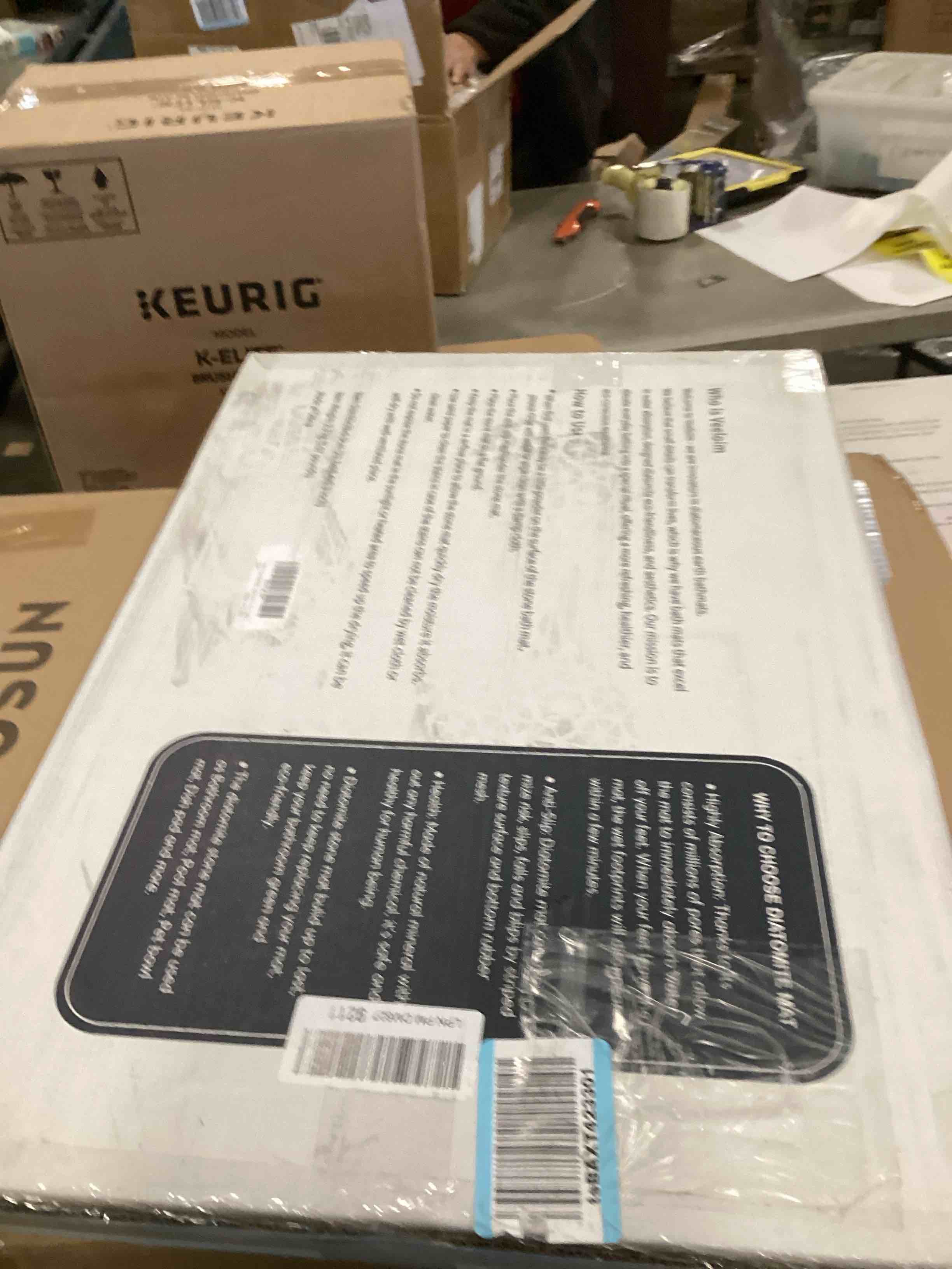 https://s3.amazonaws.com/lotting-images-prod/bidfta/GRA1980169_1738011679135.jpeg