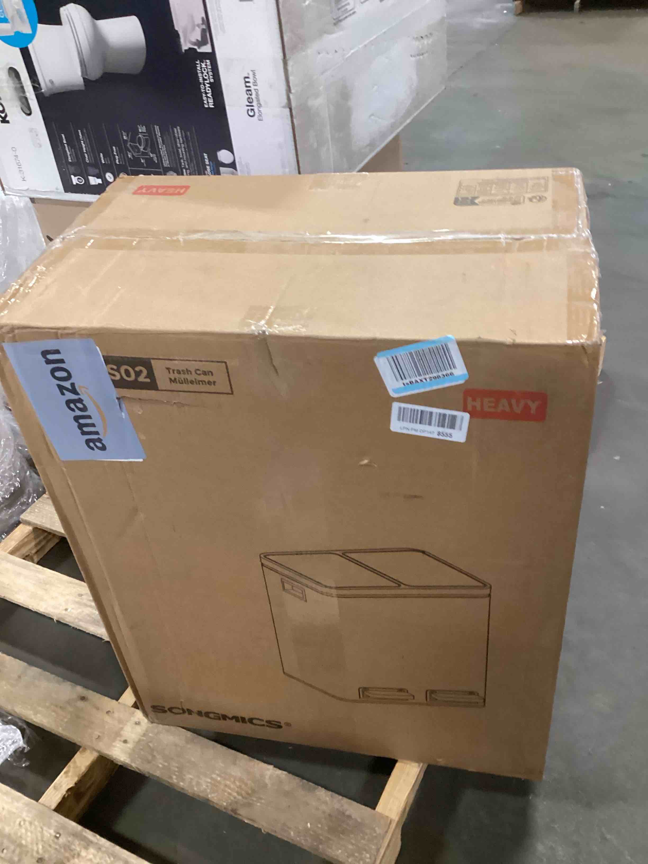 https://s3.amazonaws.com/lotting-images-prod/bidfta/GRA1980620_1738334508933.jpeg