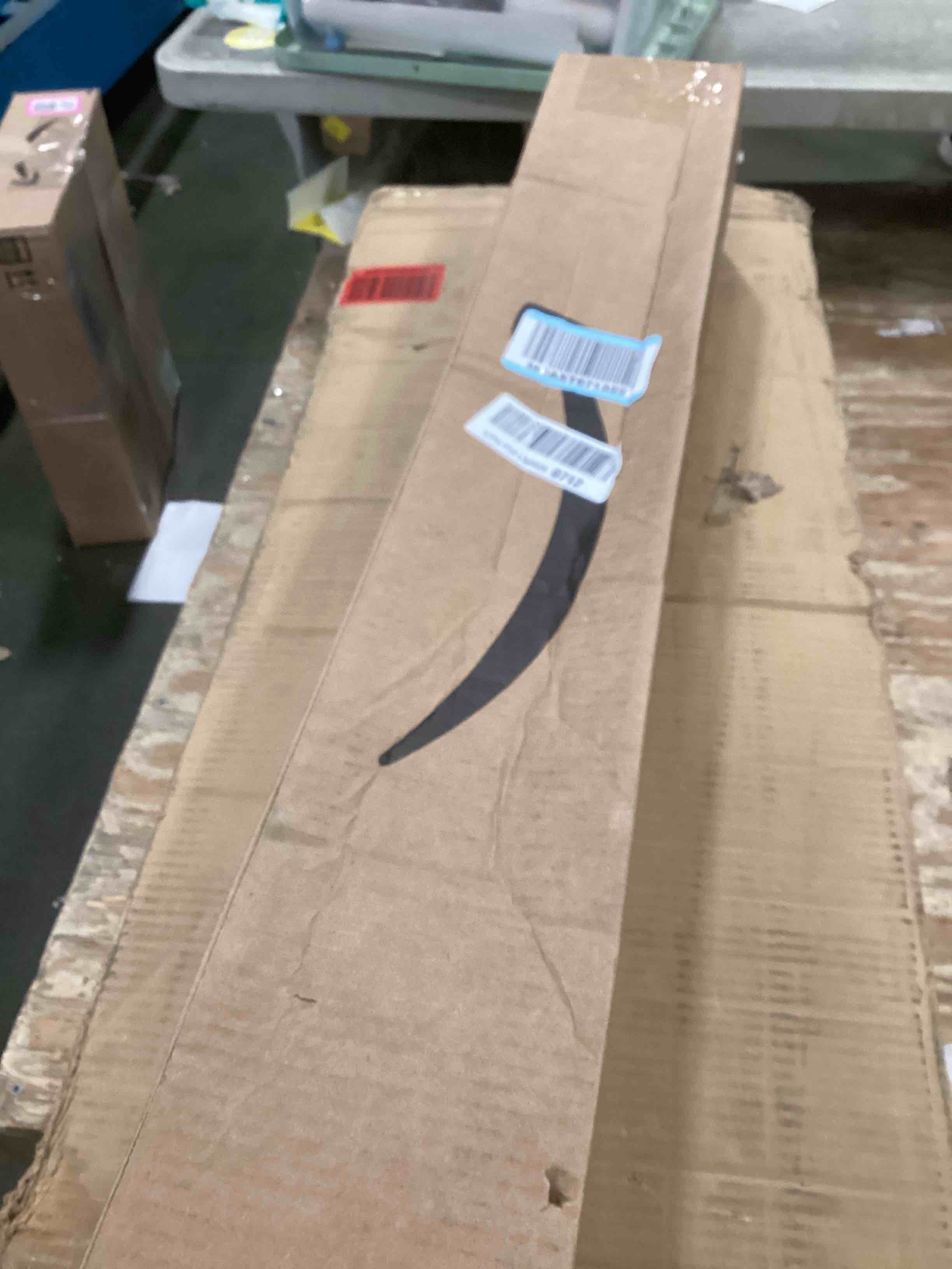 https://s3.amazonaws.com/lotting-images-prod/bidfta/GRA1980722_1738344094330.jpeg