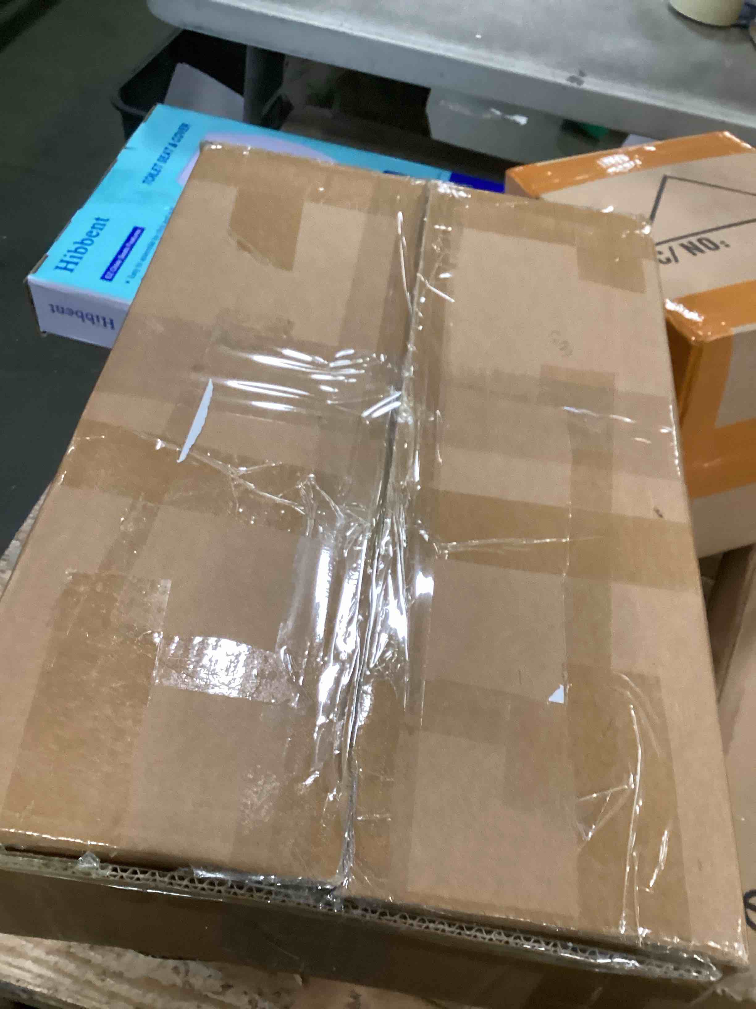 https://s3.amazonaws.com/lotting-images-prod/bidfta/GRA1980877_1738594675746.jpeg