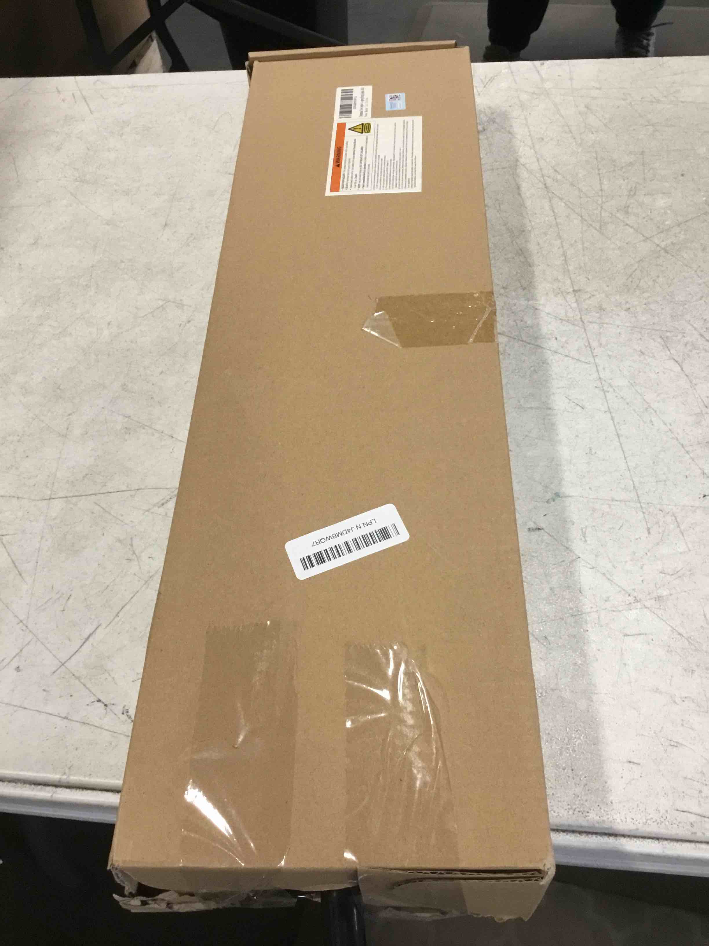 https://s3.amazonaws.com/lotting-images-prod/bidfta/GRA1981279_1737049951969.jpeg