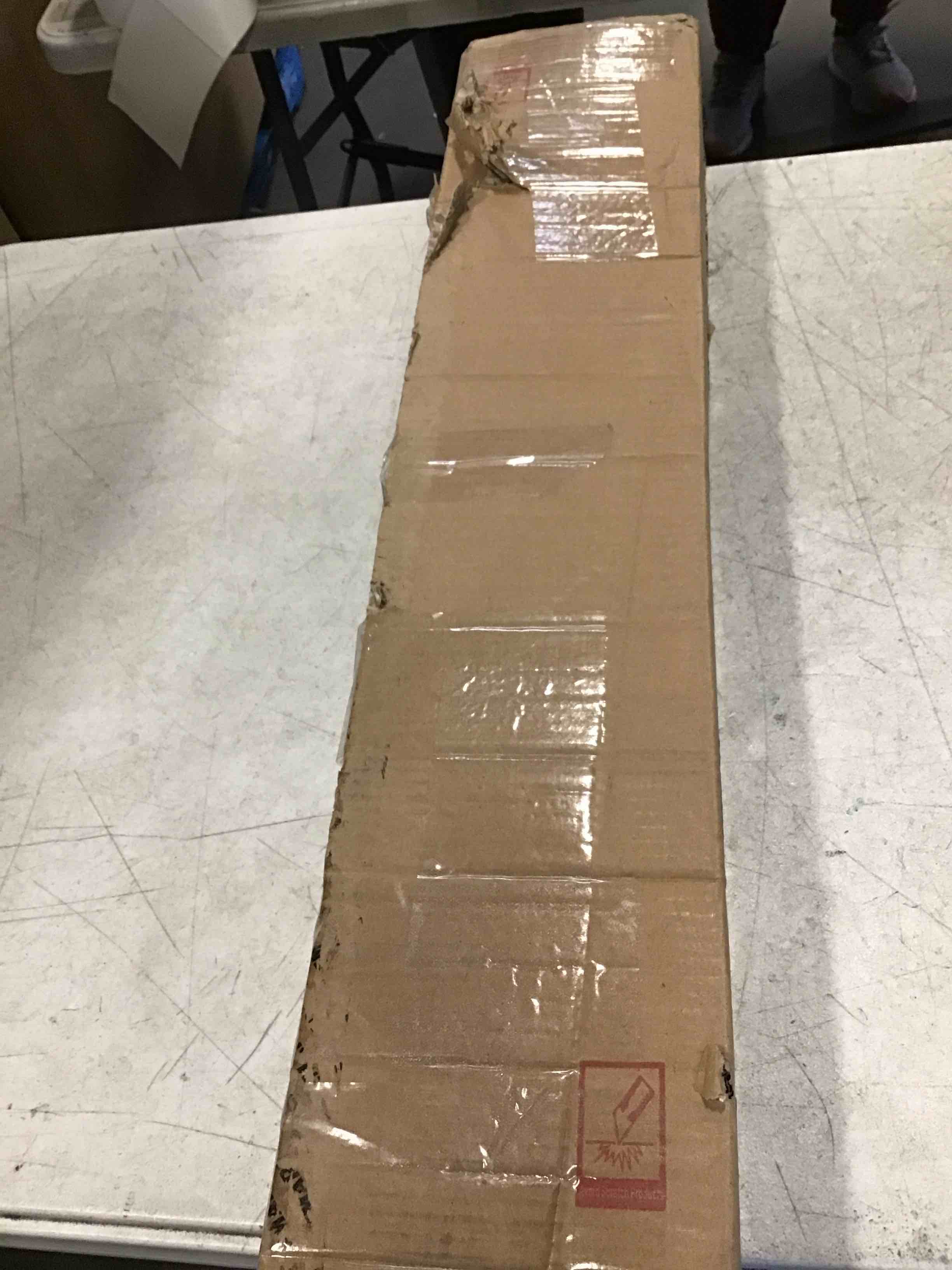 https://s3.amazonaws.com/lotting-images-prod/bidfta/GRA1981685_1737145676340.jpeg