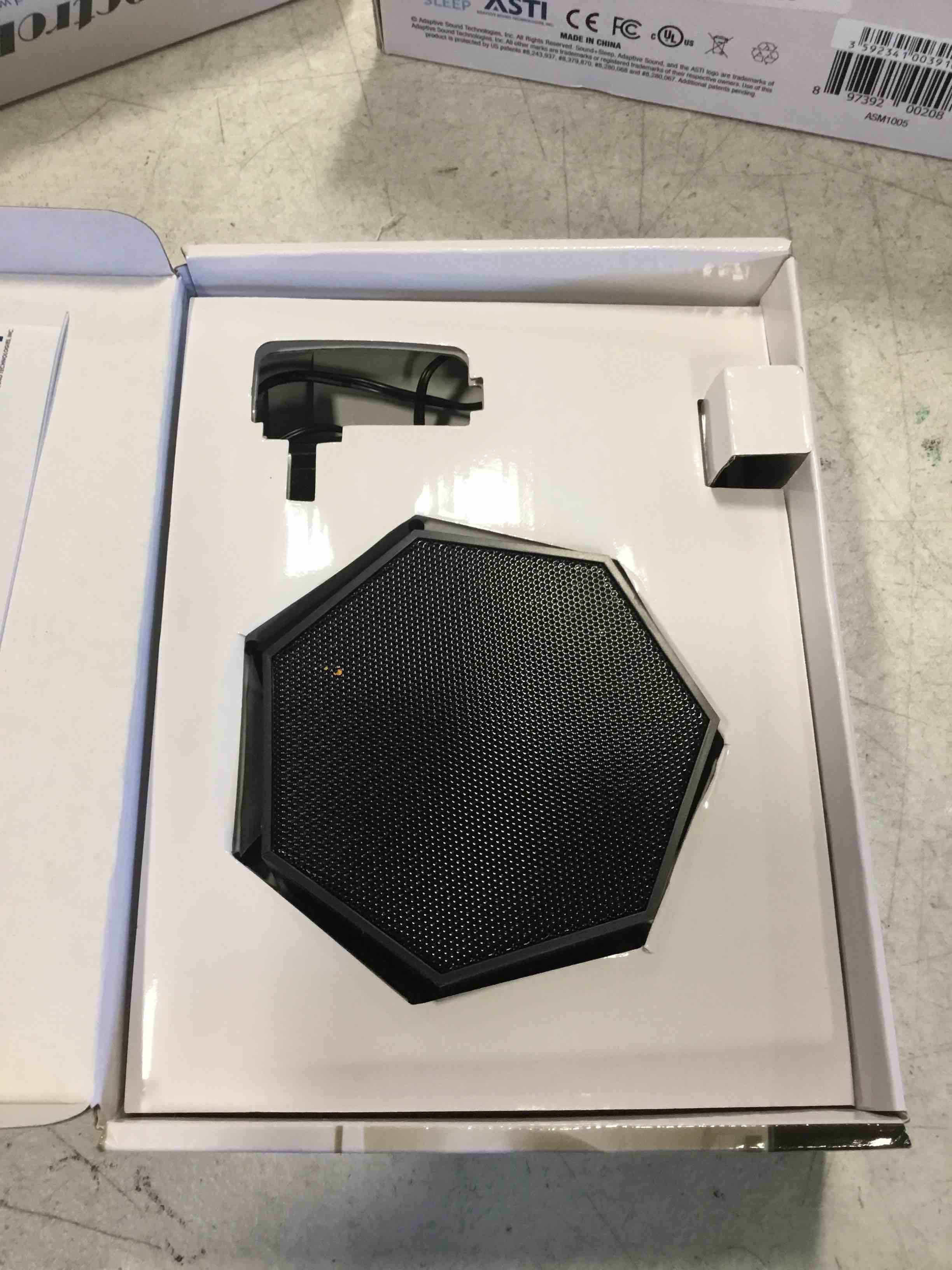 https://s3.amazonaws.com/lotting-images-prod/bidfta/GRA1981810_1737388158906.jpeg