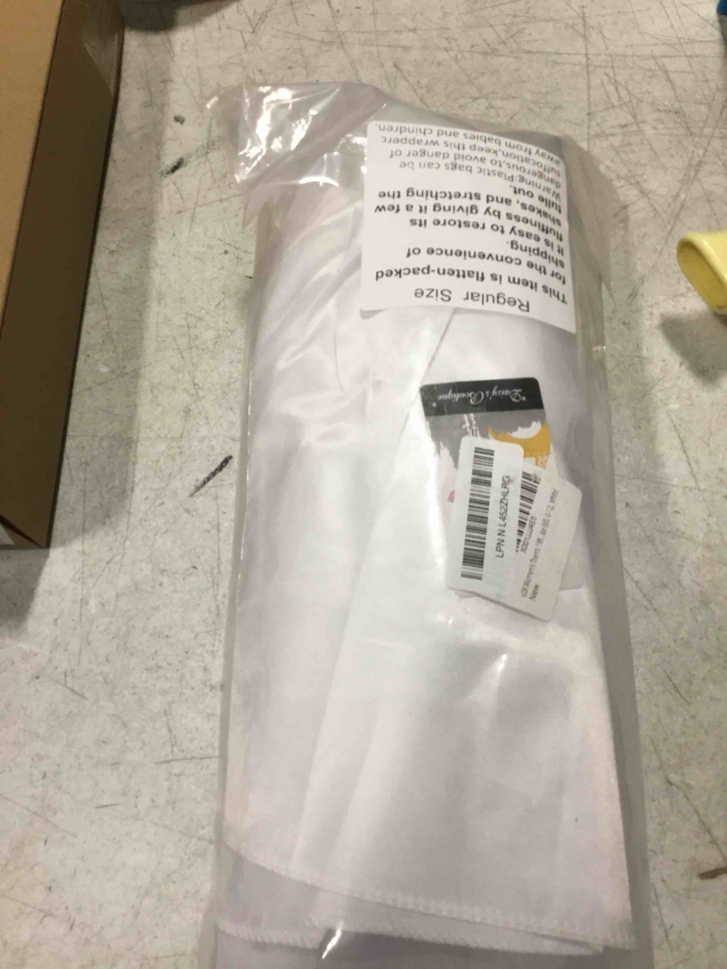 https://s3.amazonaws.com/lotting-images-prod/bidfta/GRA1982540_1737637251864.jpeg