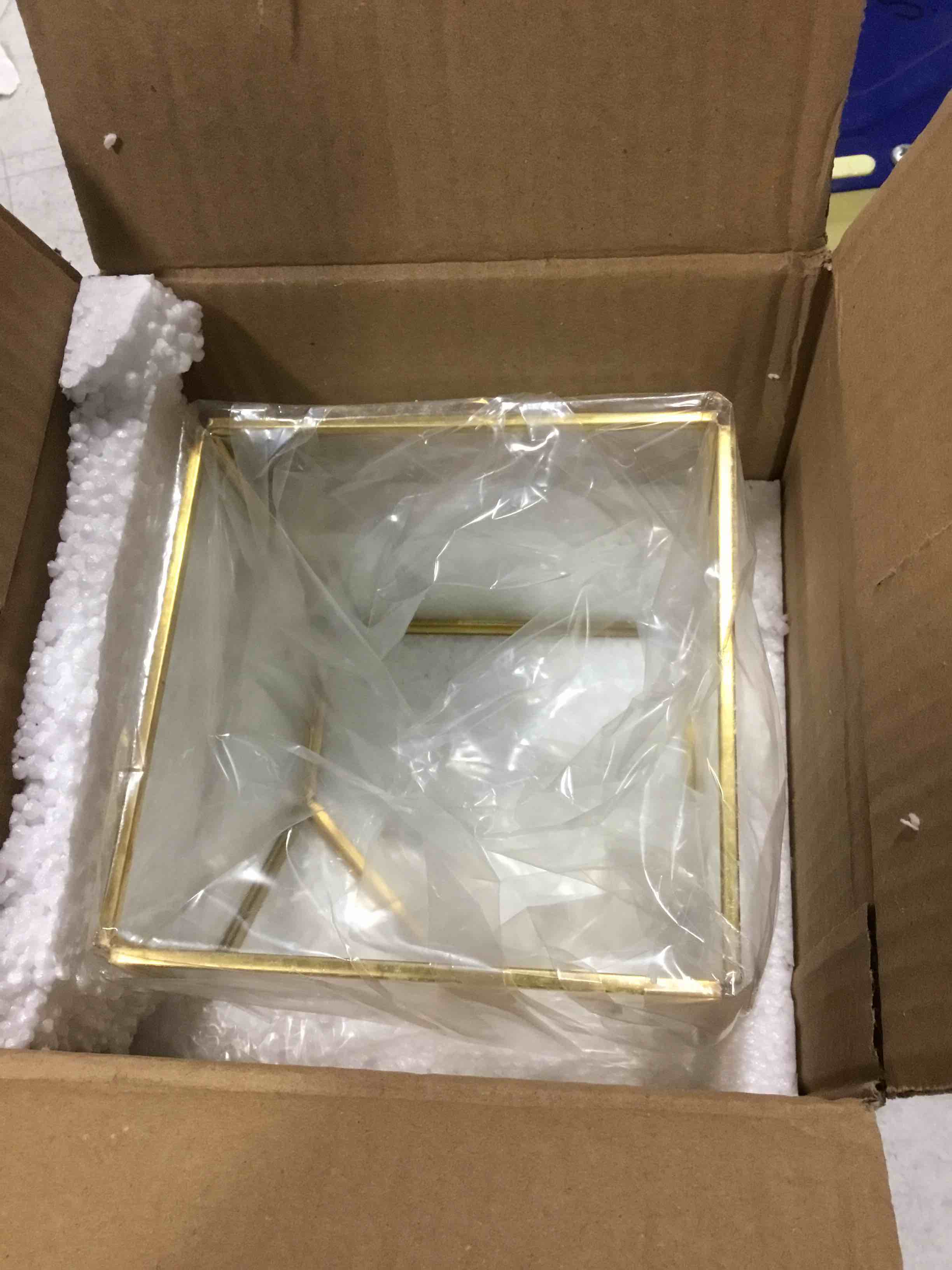 https://s3.amazonaws.com/lotting-images-prod/bidfta/GRA1982553_1737638769176.jpeg