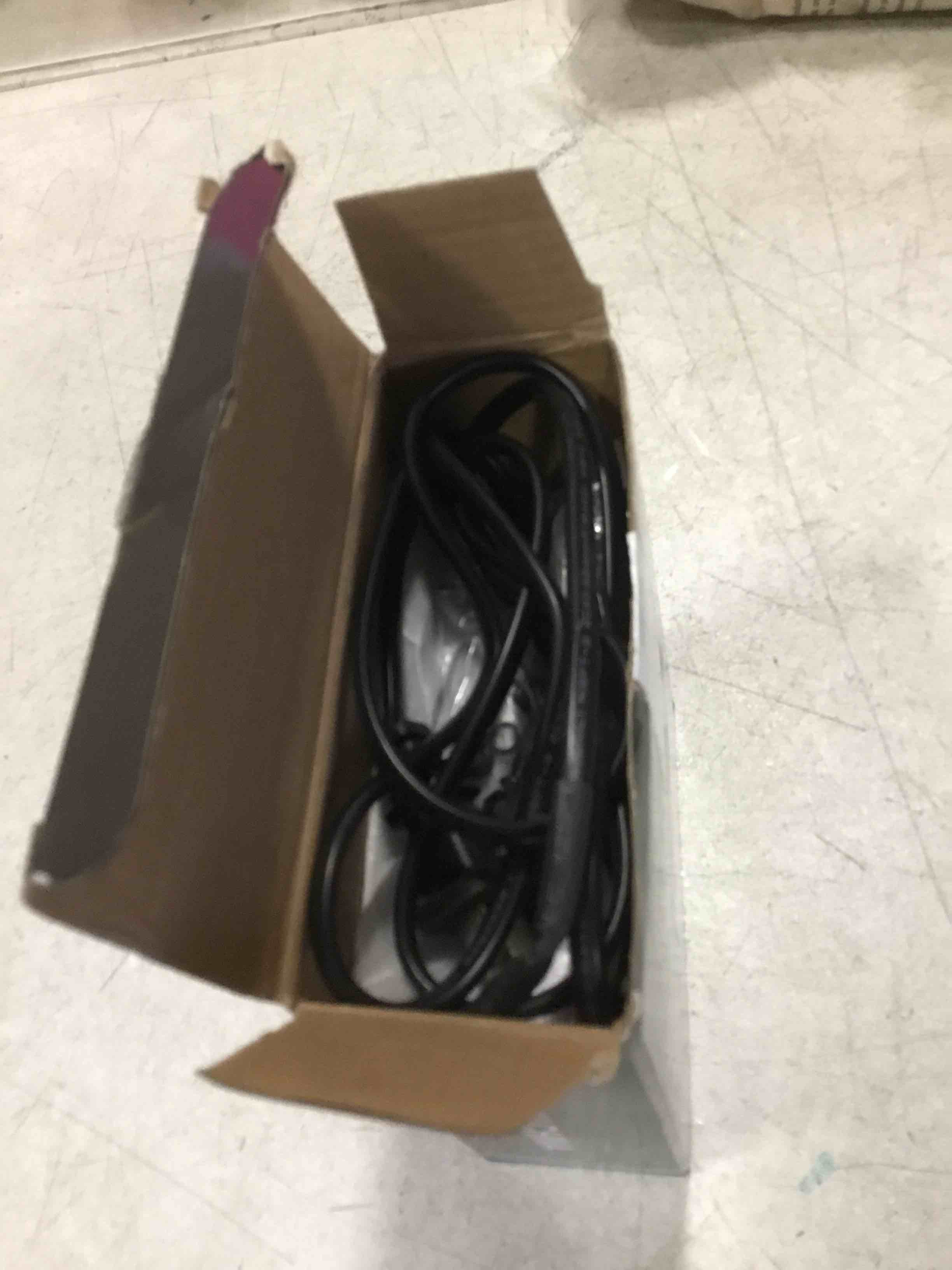 https://s3.amazonaws.com/lotting-images-prod/bidfta/GRA1982626_1737646519813.jpeg