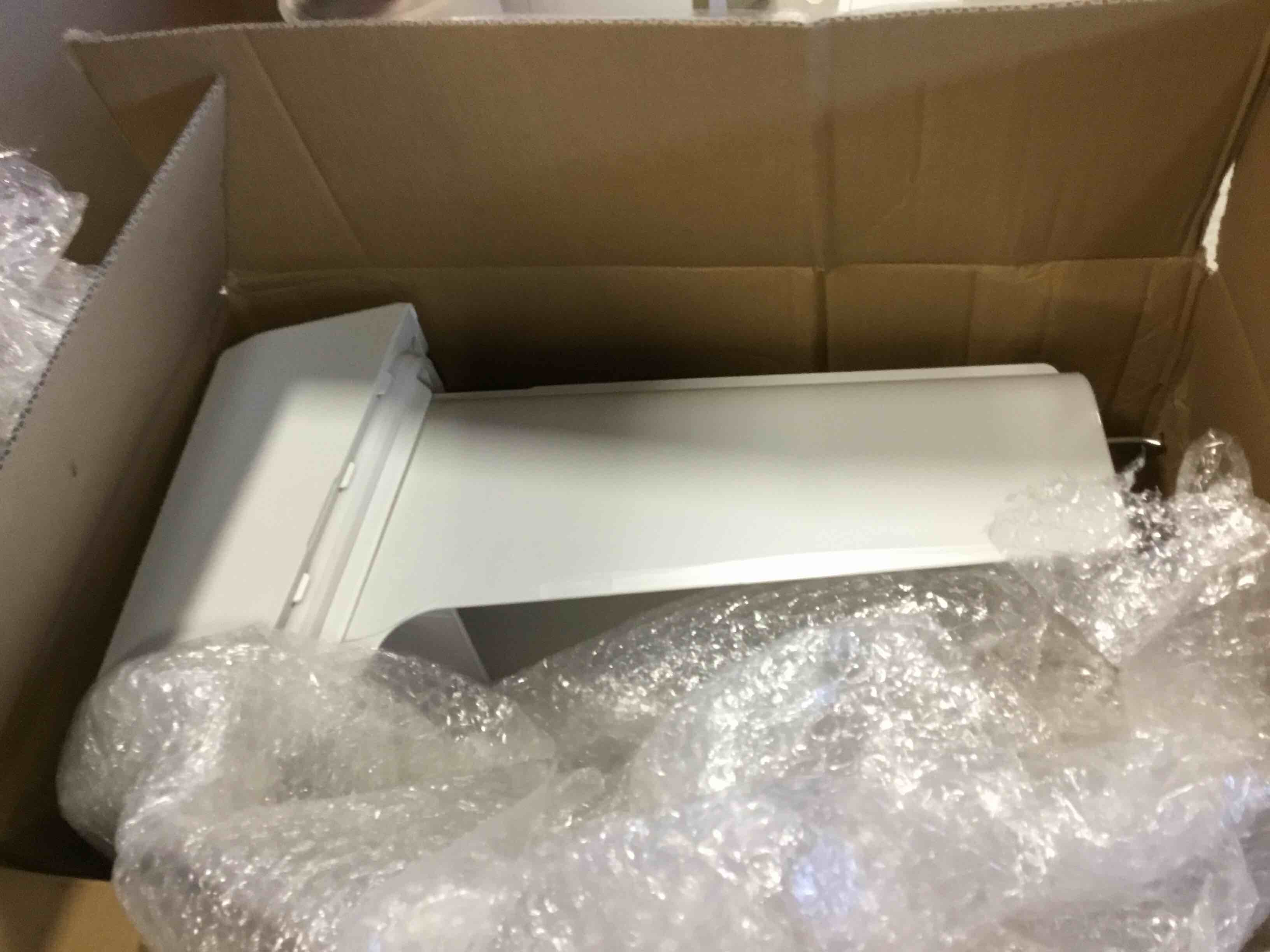 https://s3.amazonaws.com/lotting-images-prod/bidfta/GRA1983030_1737991886189.jpeg