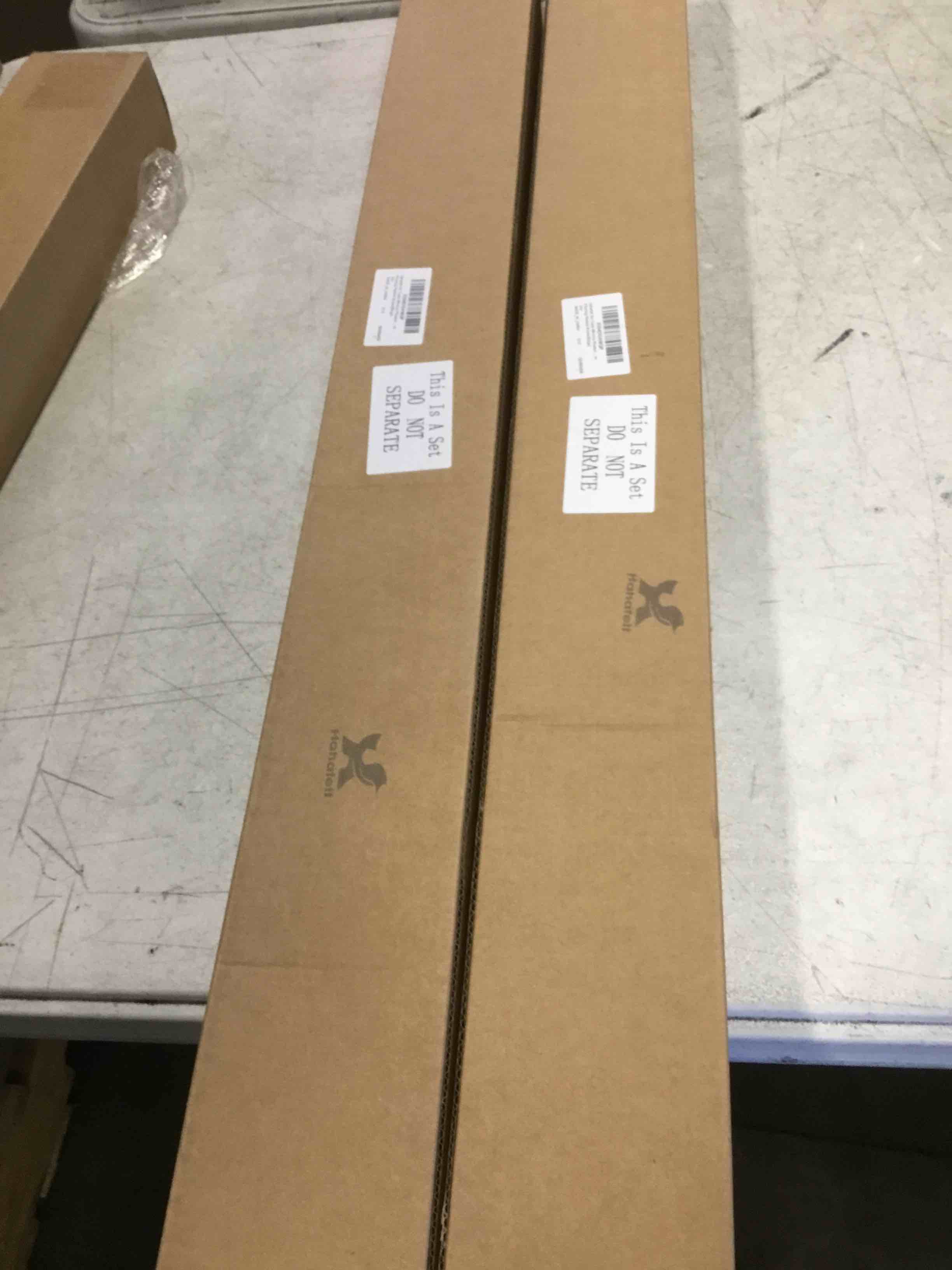 https://s3.amazonaws.com/lotting-images-prod/bidfta/GRA1983032_1737992190289.jpeg