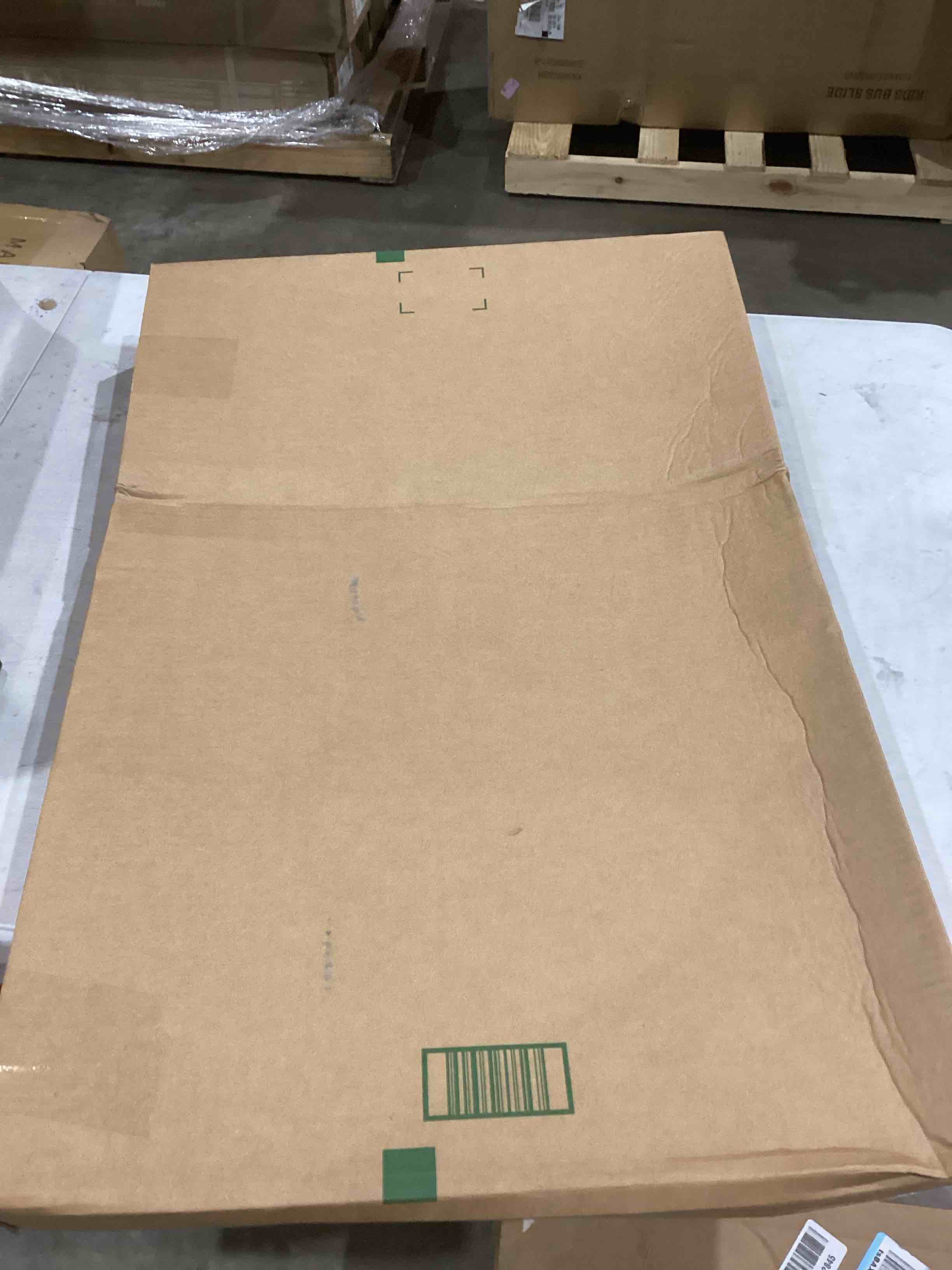 https://s3.amazonaws.com/lotting-images-prod/bidfta/GRA1987503_1745432922308.jpeg