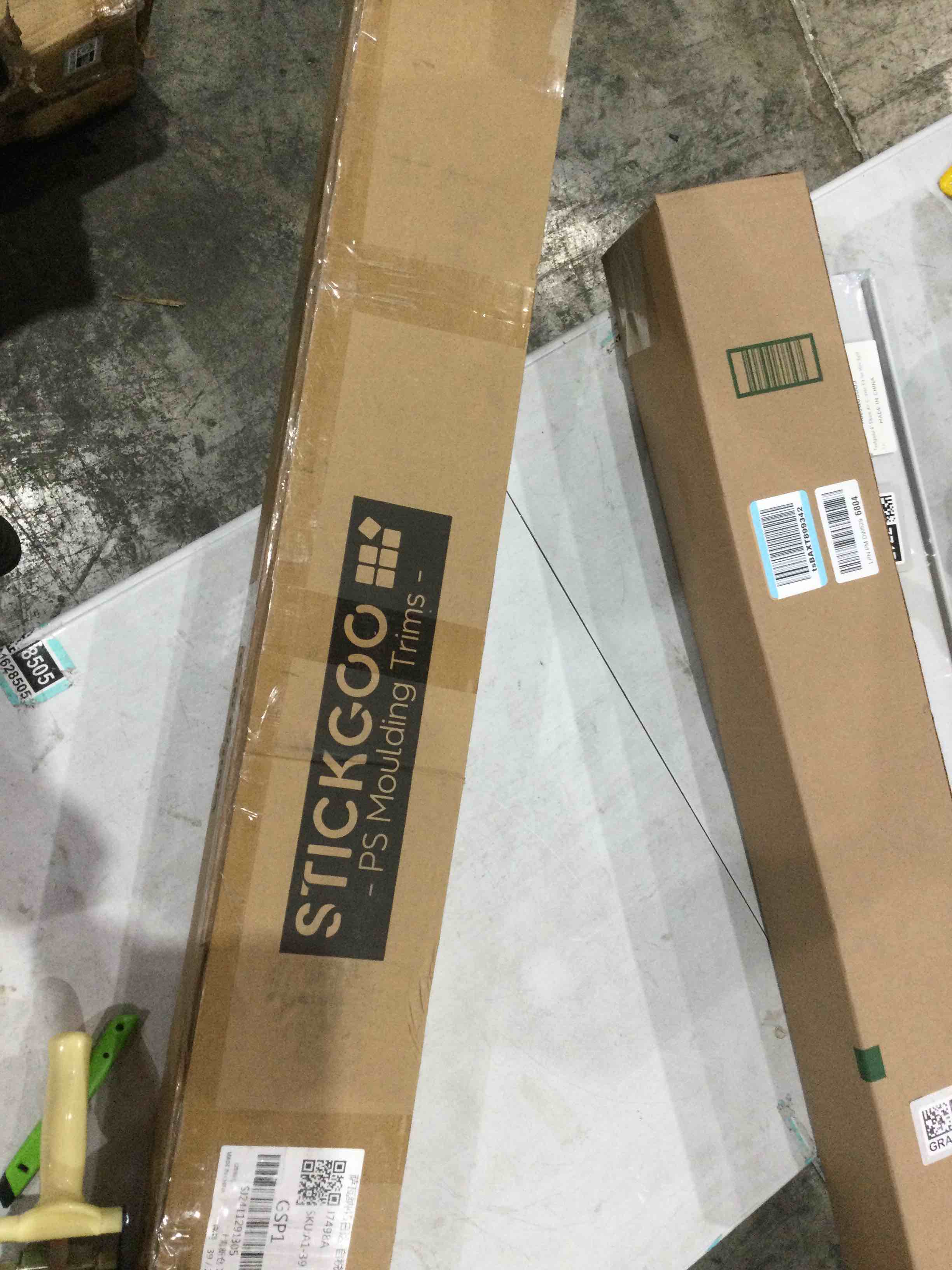 https://s3.amazonaws.com/lotting-images-prod/bidfta/GRA1987714_1745942432570.jpeg