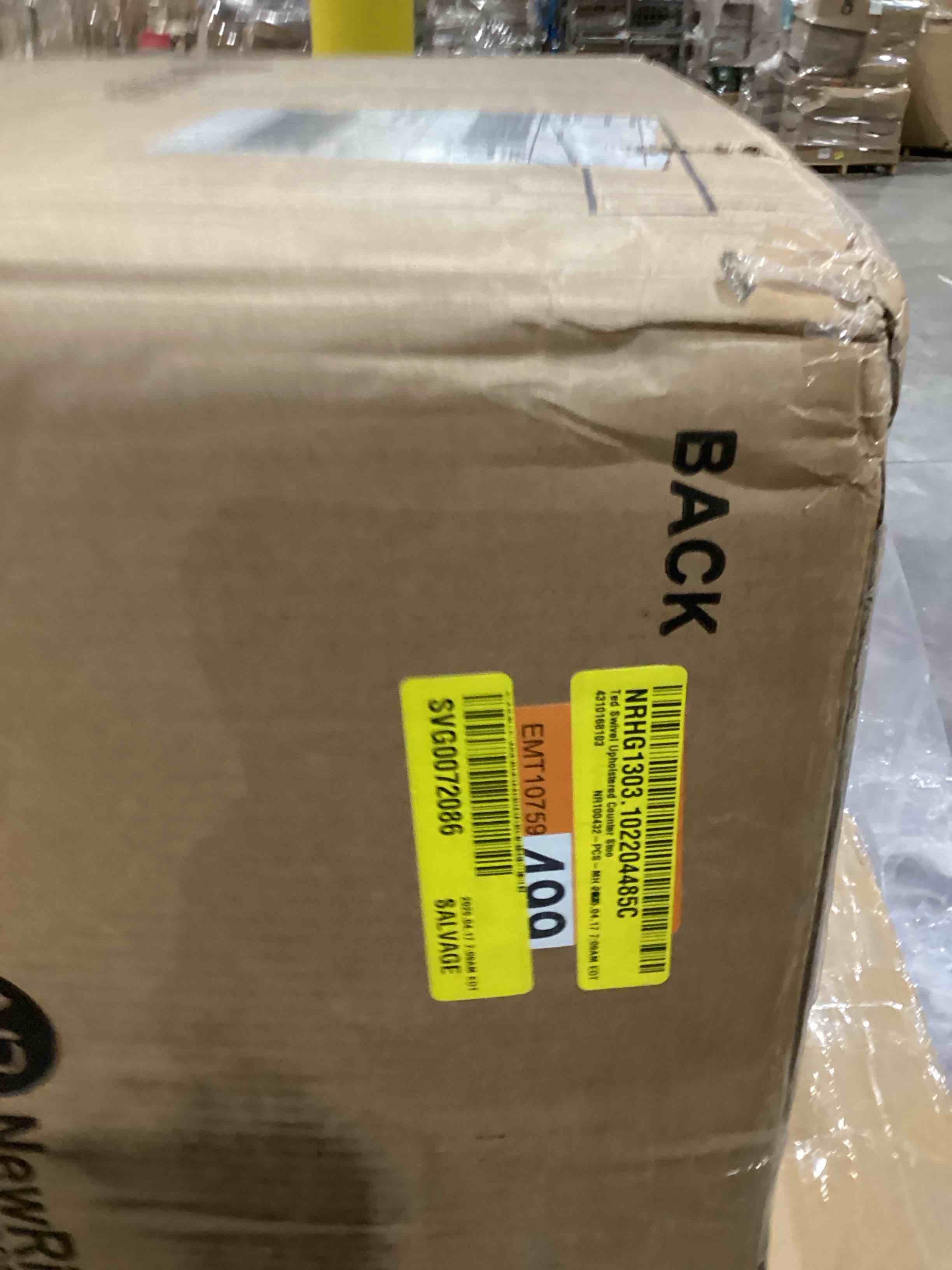 https://s3.amazonaws.com/lotting-images-prod/bidfta/GRA1988054_1746286178401.jpeg