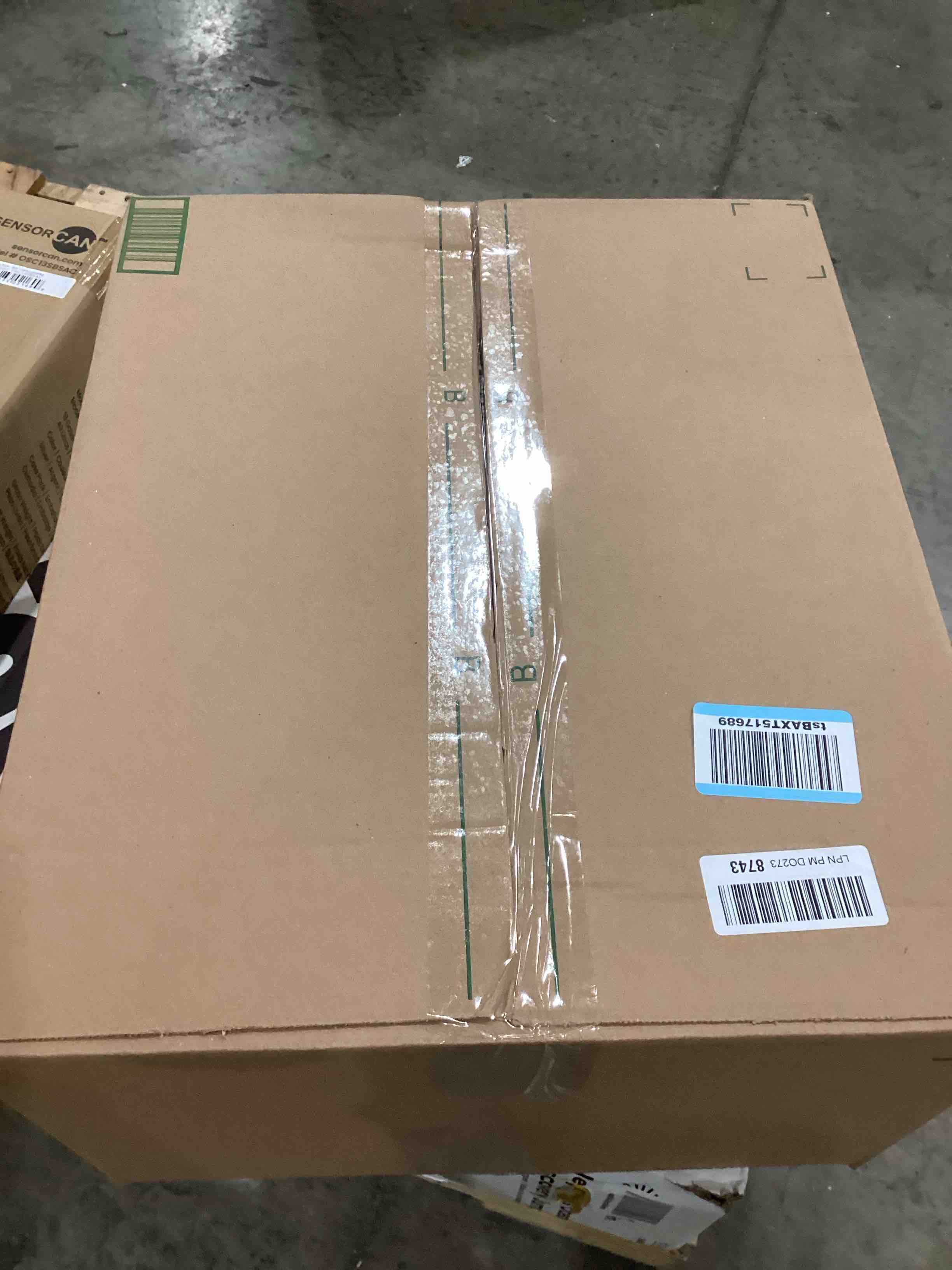 https://s3.amazonaws.com/lotting-images-prod/bidfta/GRA1988548_1746543271598.jpeg