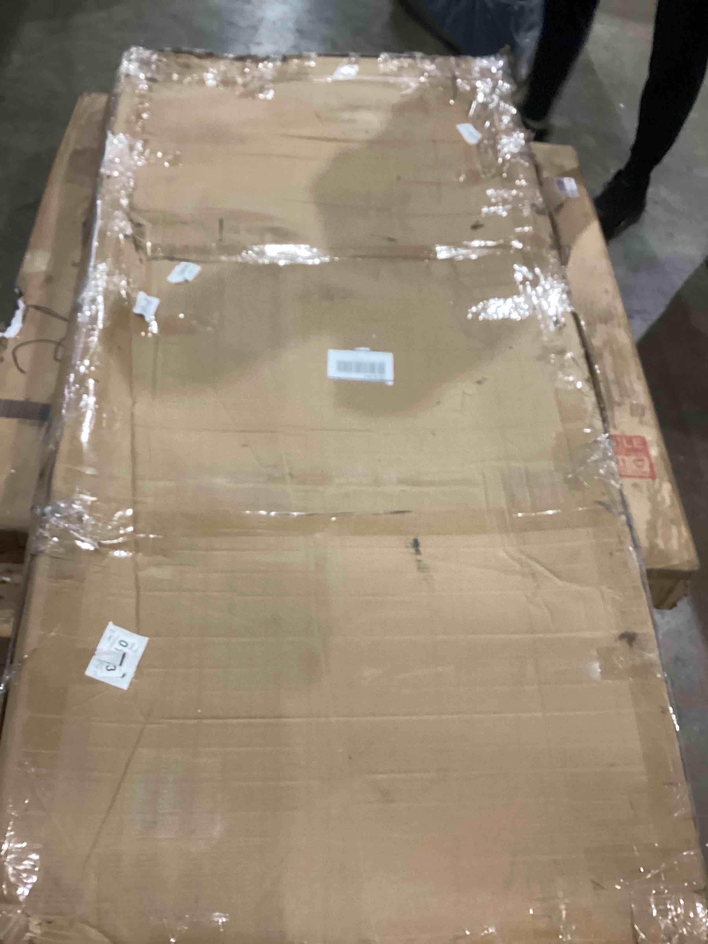 https://s3.amazonaws.com/lotting-images-prod/bidfta/GRA1988701_1746531623430.jpeg