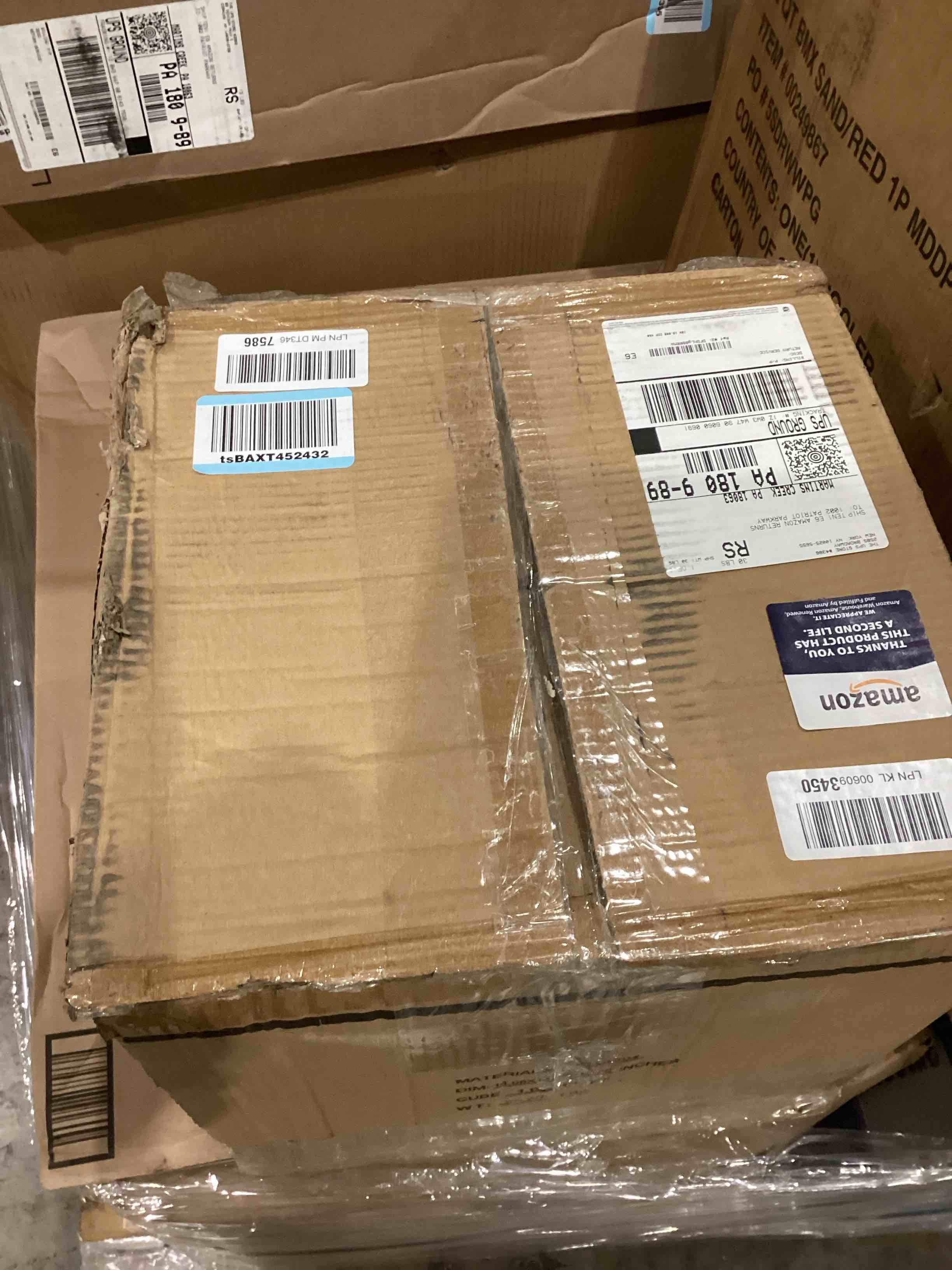 https://s3.amazonaws.com/lotting-images-prod/bidfta/GRA1988836_1746553702317.jpeg