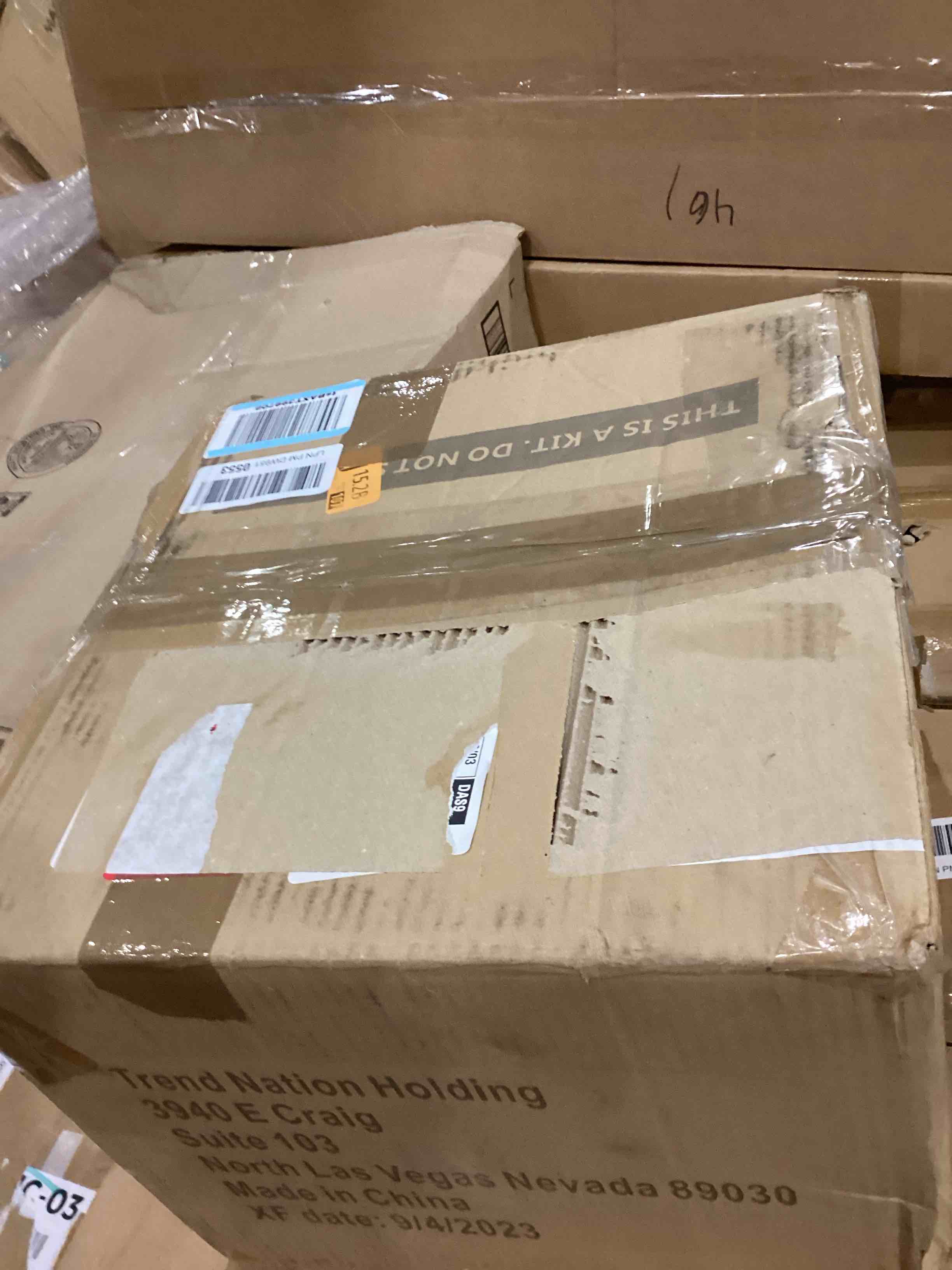 https://s3.amazonaws.com/lotting-images-prod/bidfta/GRA1988857_1746550454992.jpeg