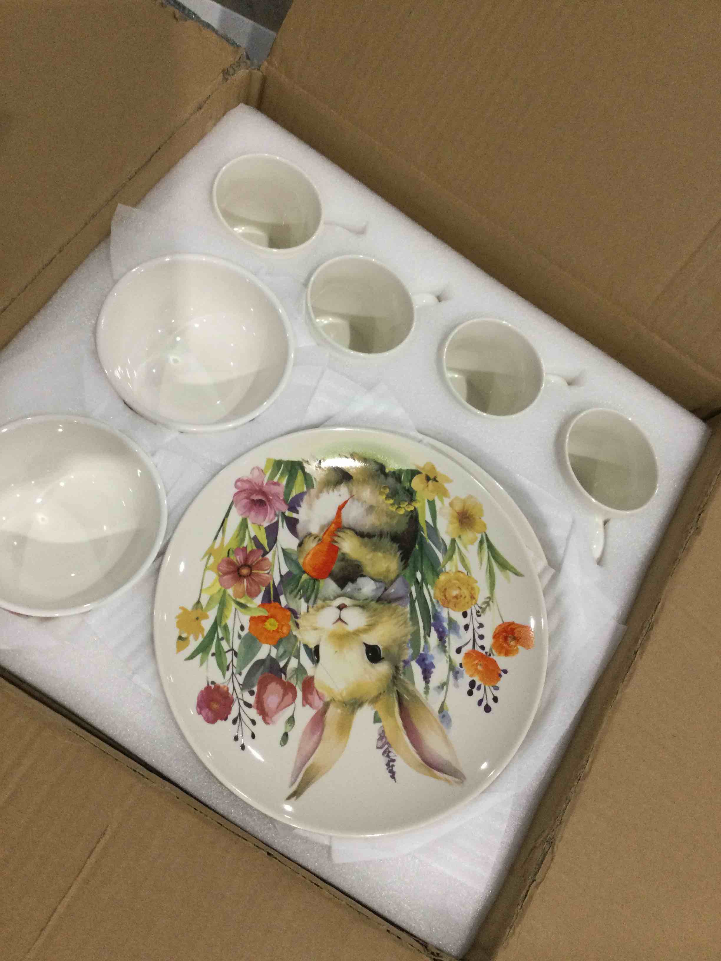 https://s3.amazonaws.com/lotting-images-prod/bidfta/GRA1989025_1746553987549.jpeg
