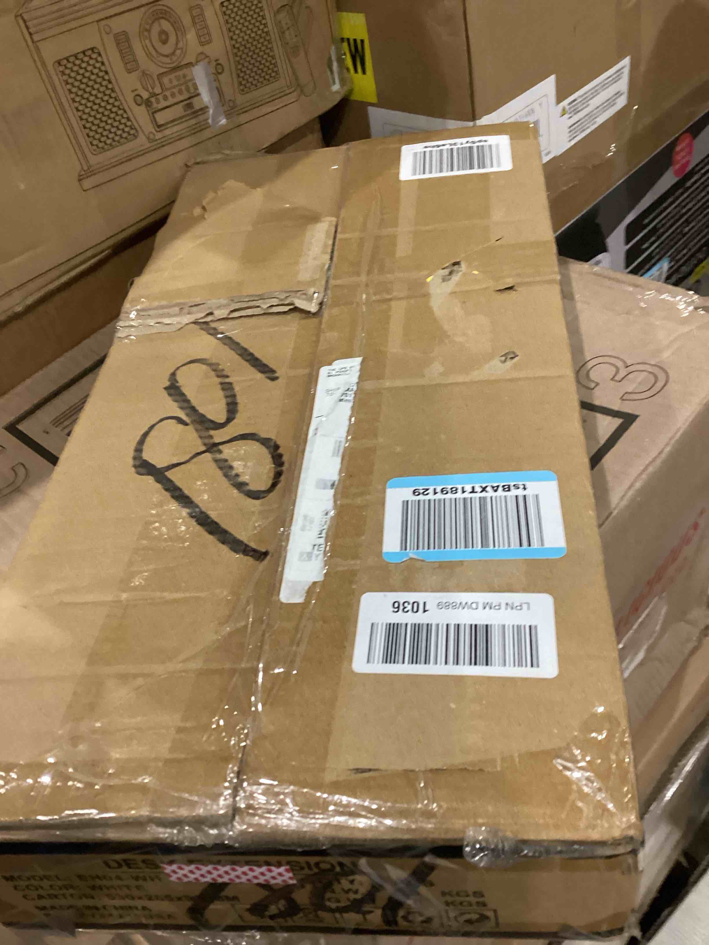 https://s3.amazonaws.com/lotting-images-prod/bidfta/GRA1989568_1746636159576.jpeg