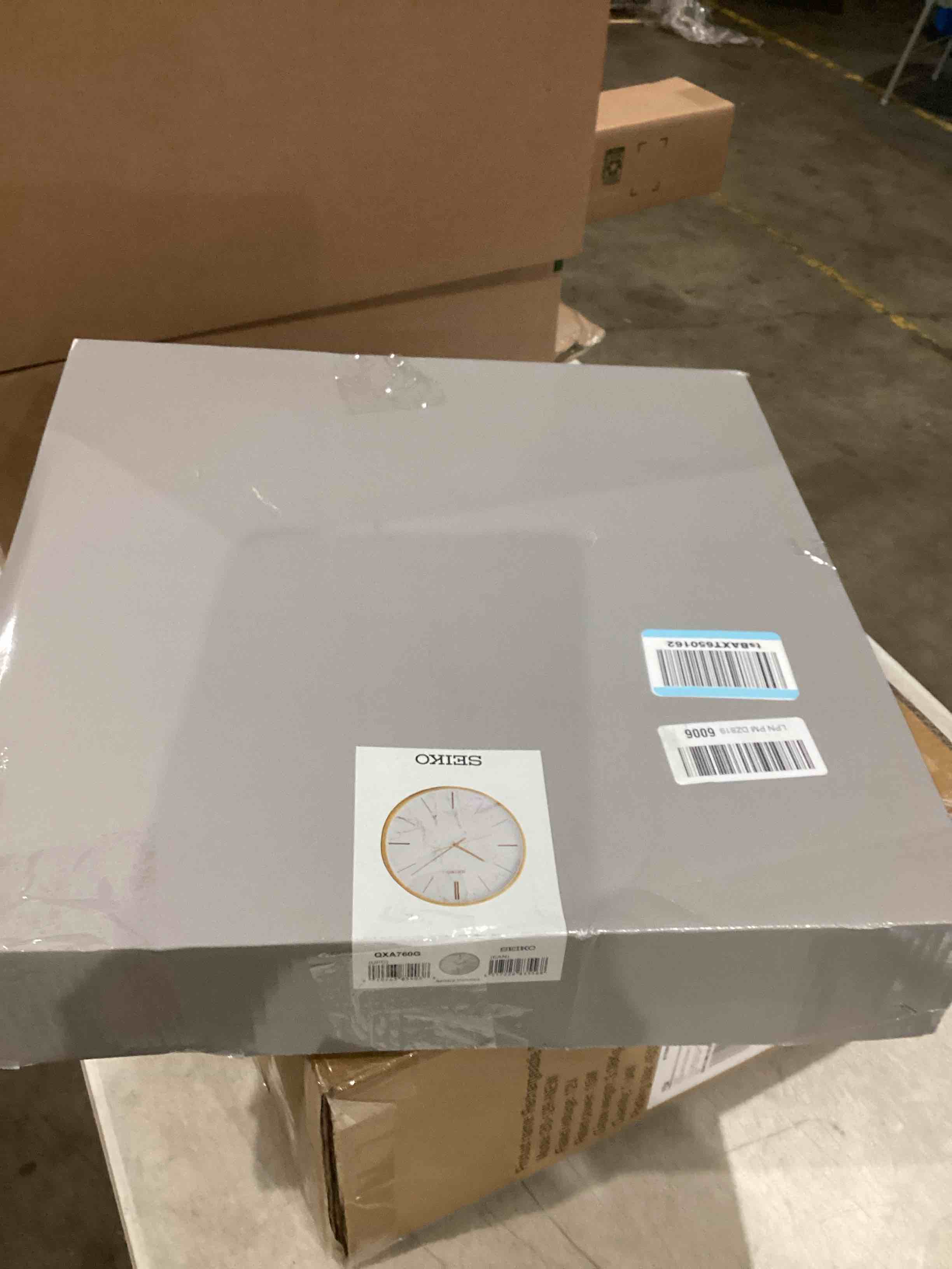 https://s3.amazonaws.com/lotting-images-prod/bidfta/GRA1990207_1752589682714.jpeg