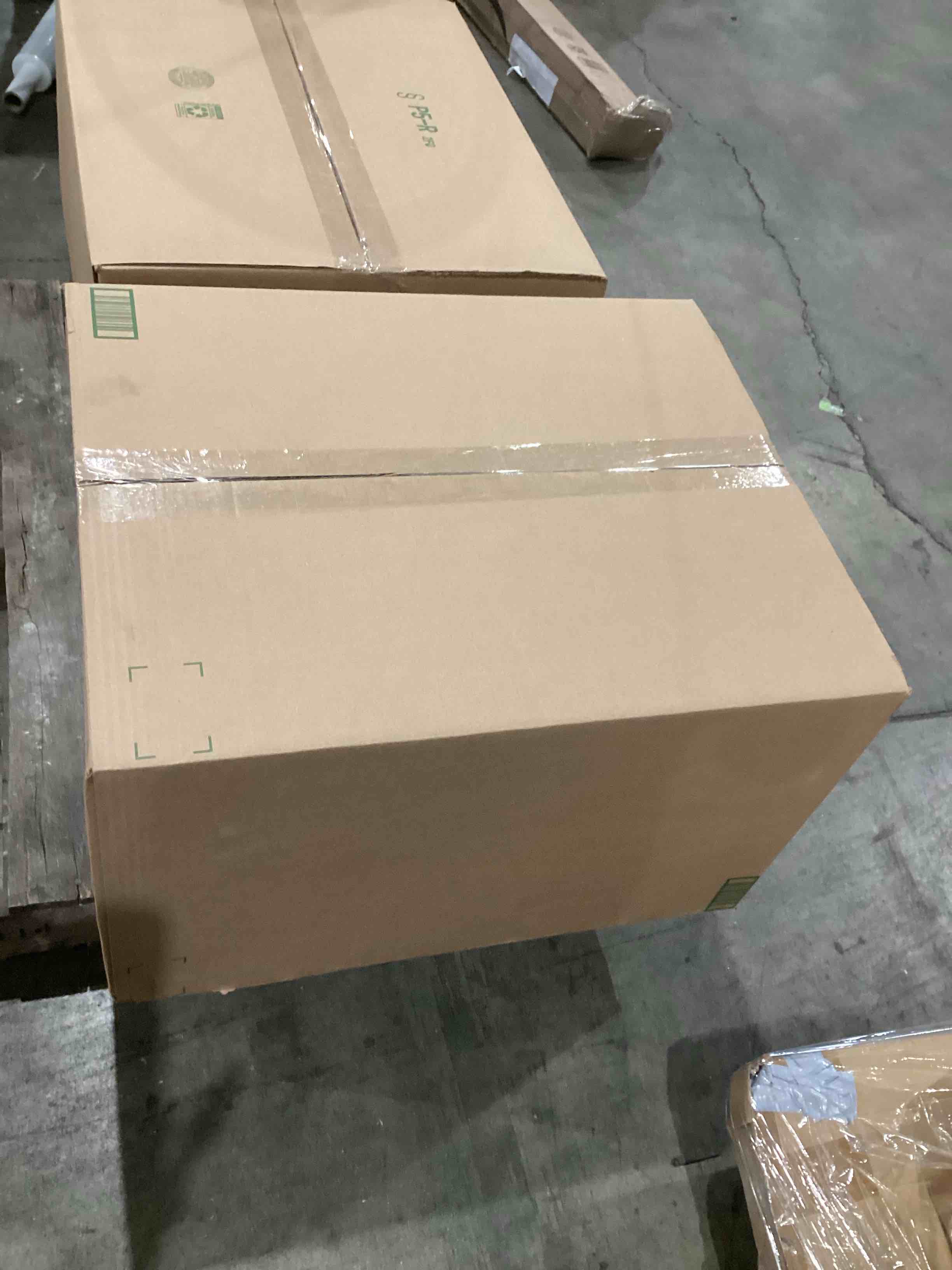 https://s3.amazonaws.com/lotting-images-prod/bidfta/GRA1990255_1752603968904.jpeg