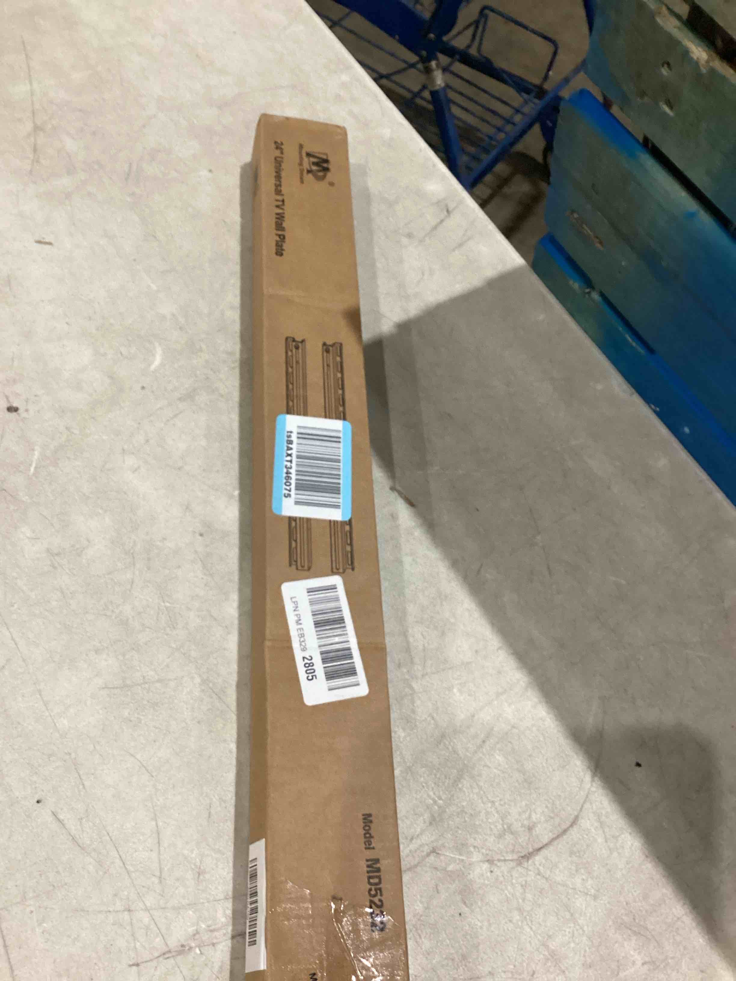 https://s3.amazonaws.com/lotting-images-prod/bidfta/GRA1990328_1752750564809.jpeg