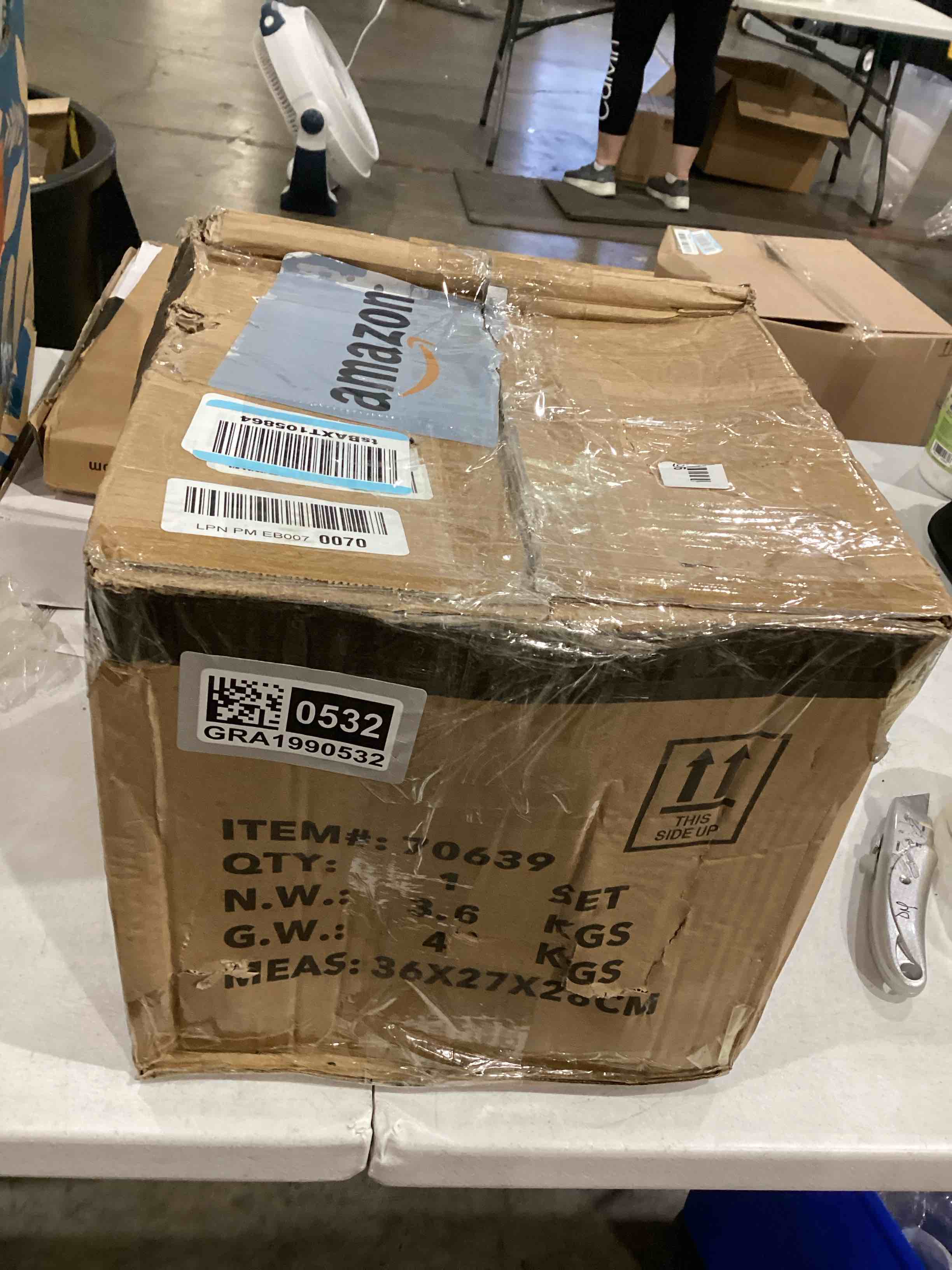 https://s3.amazonaws.com/lotting-images-prod/bidfta/GRA1990532_1752858485941.jpeg