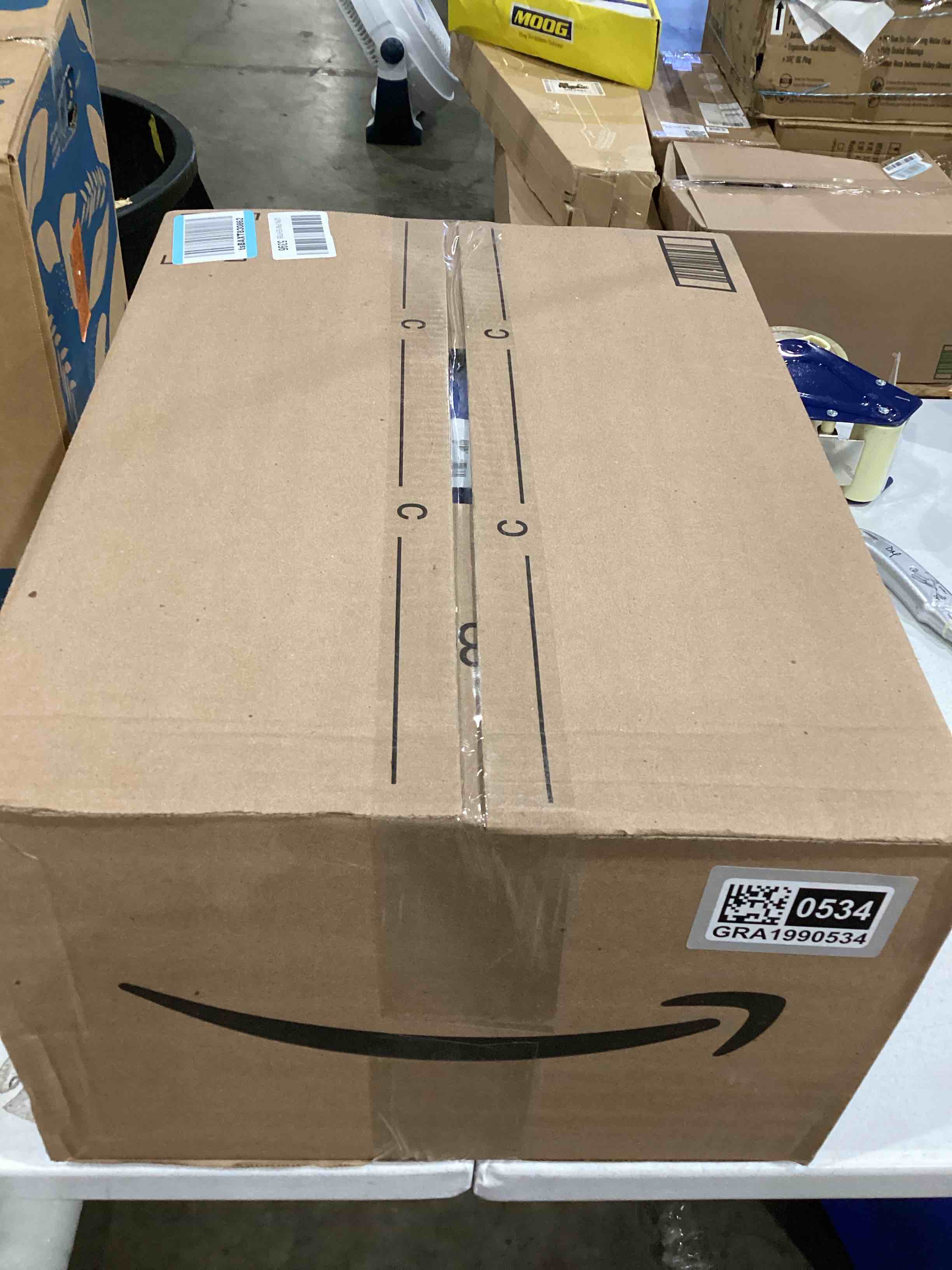 https://s3.amazonaws.com/lotting-images-prod/bidfta/GRA1990534_1752859447604.jpeg