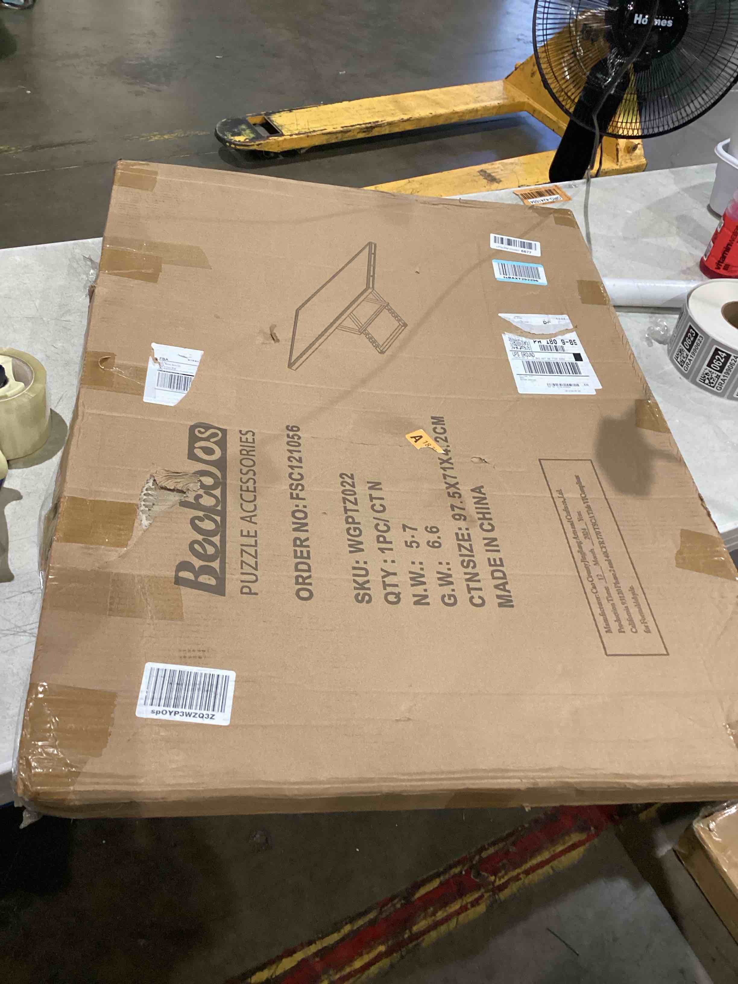 https://s3.amazonaws.com/lotting-images-prod/bidfta/GRA1990616_1753285272727.jpeg