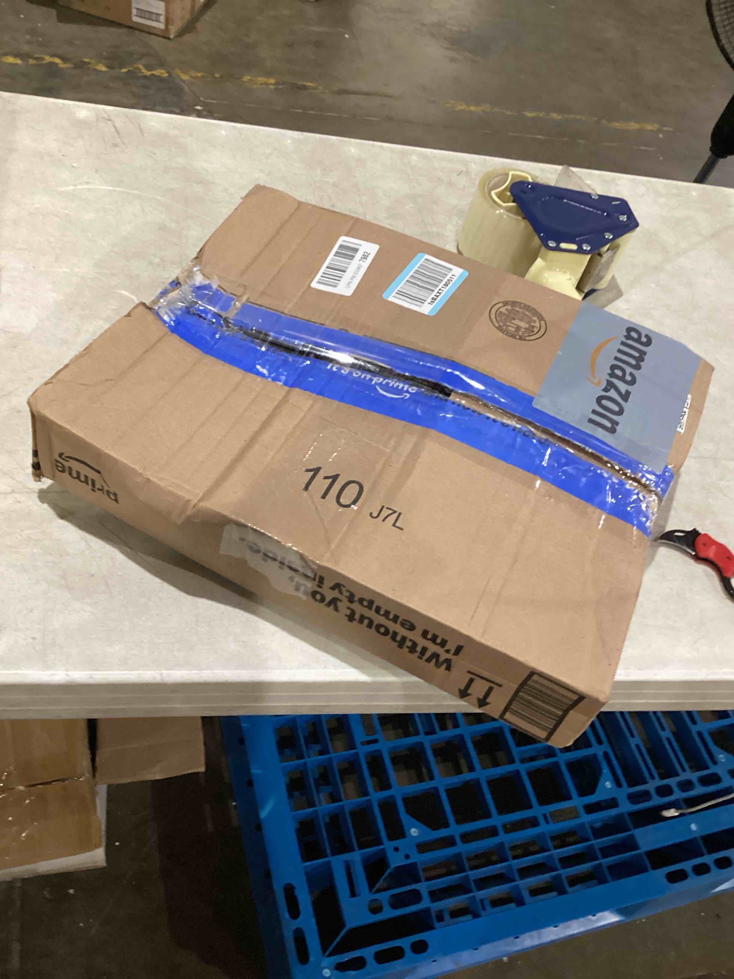 https://s3.amazonaws.com/lotting-images-prod/bidfta/GRA1990634_1753297120826.jpeg