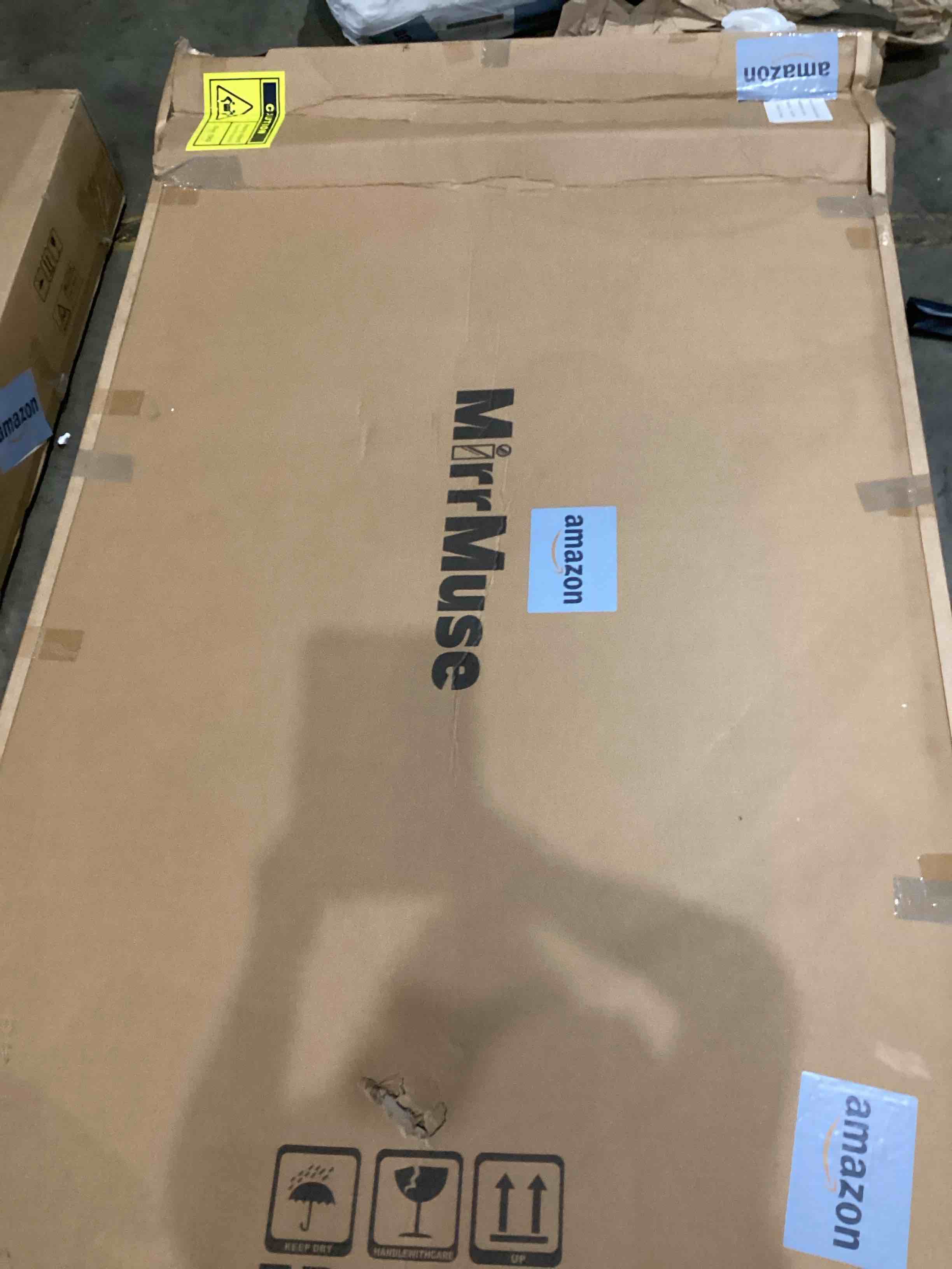 https://s3.amazonaws.com/lotting-images-prod/bidfta/GRA1990705_1753708964202.jpeg