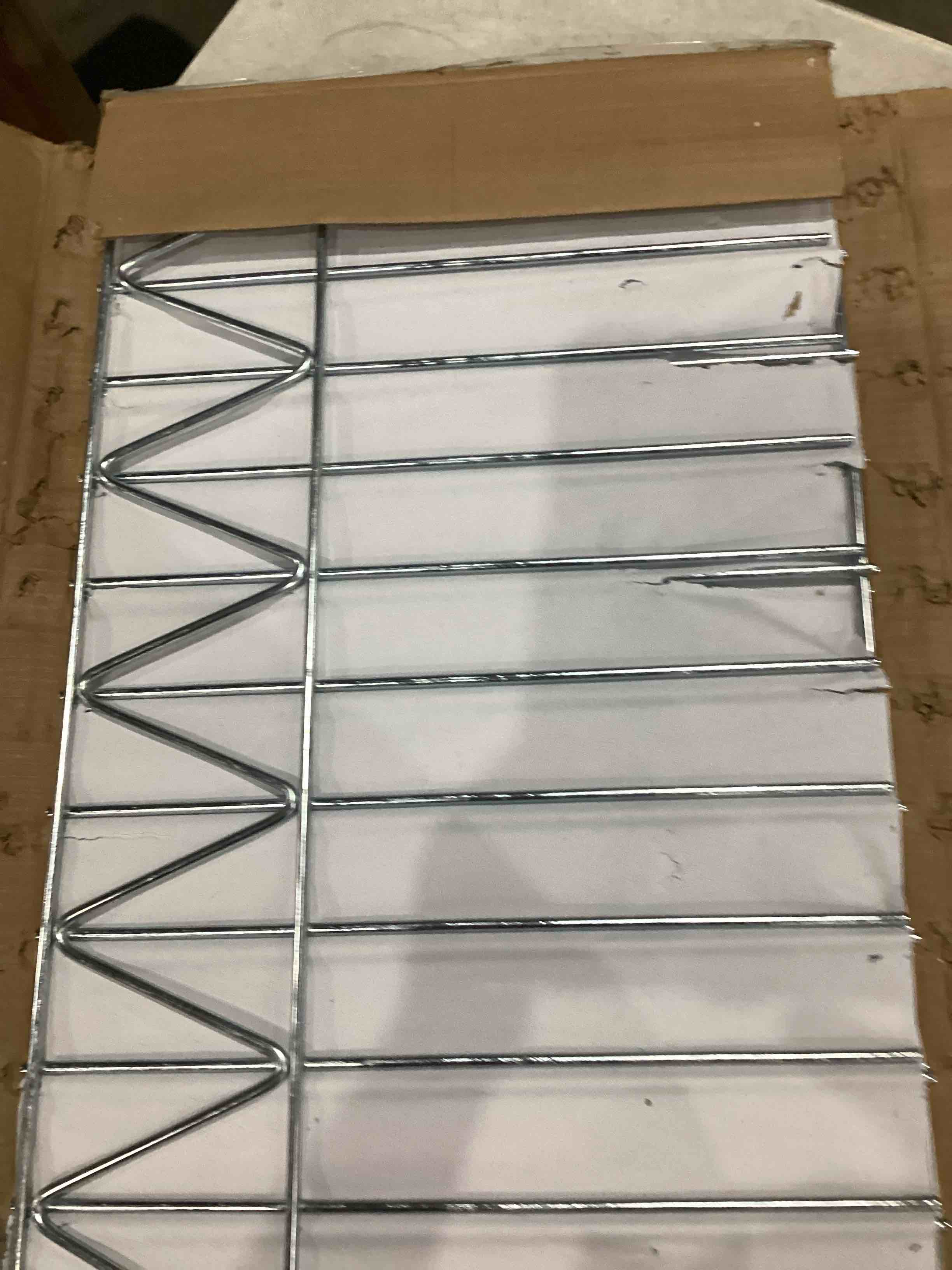 https://s3.amazonaws.com/lotting-images-prod/bidfta/GRA1990778_1753980896144.jpeg