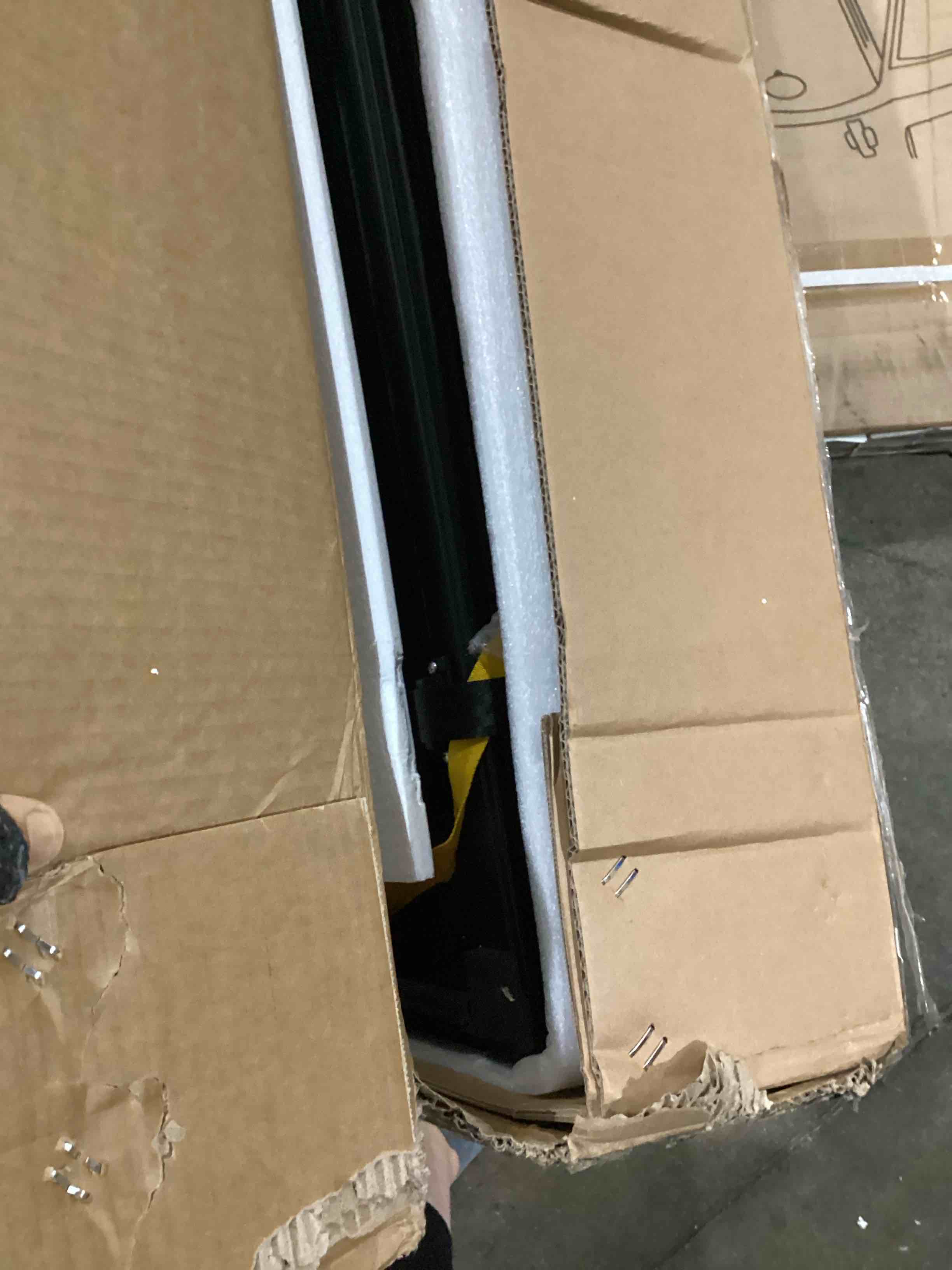 https://s3.amazonaws.com/lotting-images-prod/bidfta/GRA1990827_1754050408274.jpeg