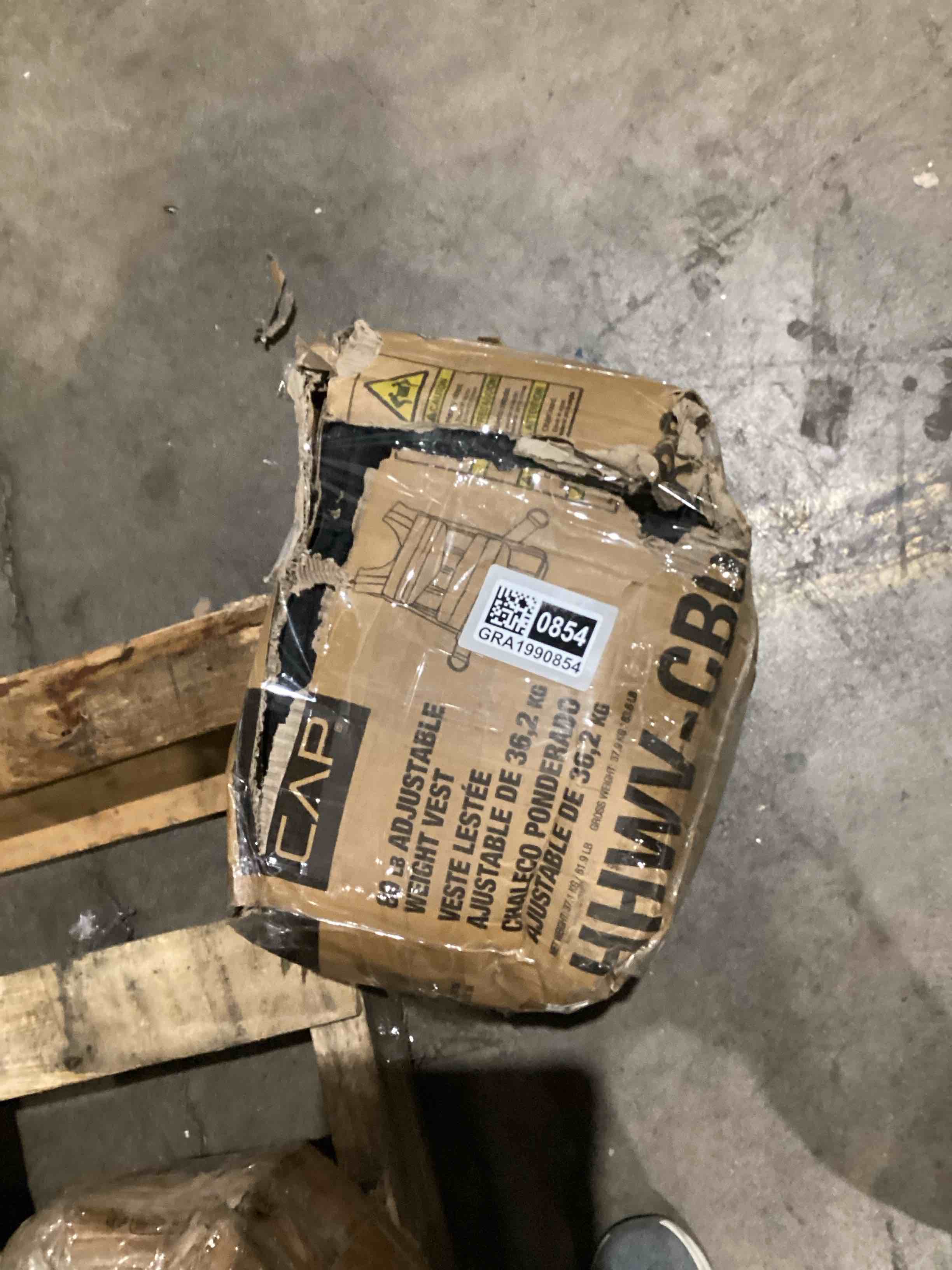 https://s3.amazonaws.com/lotting-images-prod/bidfta/GRA1990854_1754055029989.jpeg