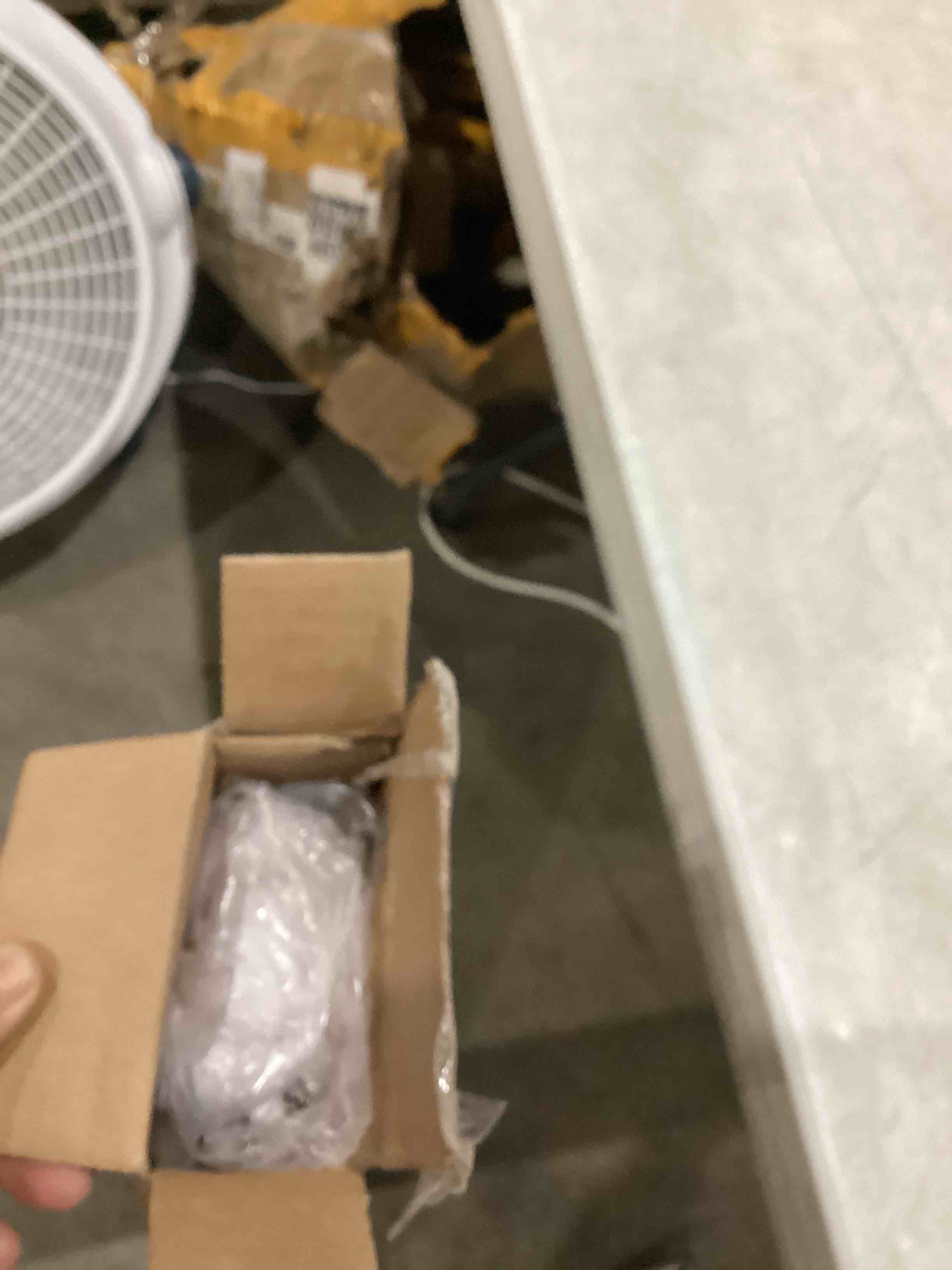 https://s3.amazonaws.com/lotting-images-prod/bidfta/GRA1990895_1754075347220.jpeg