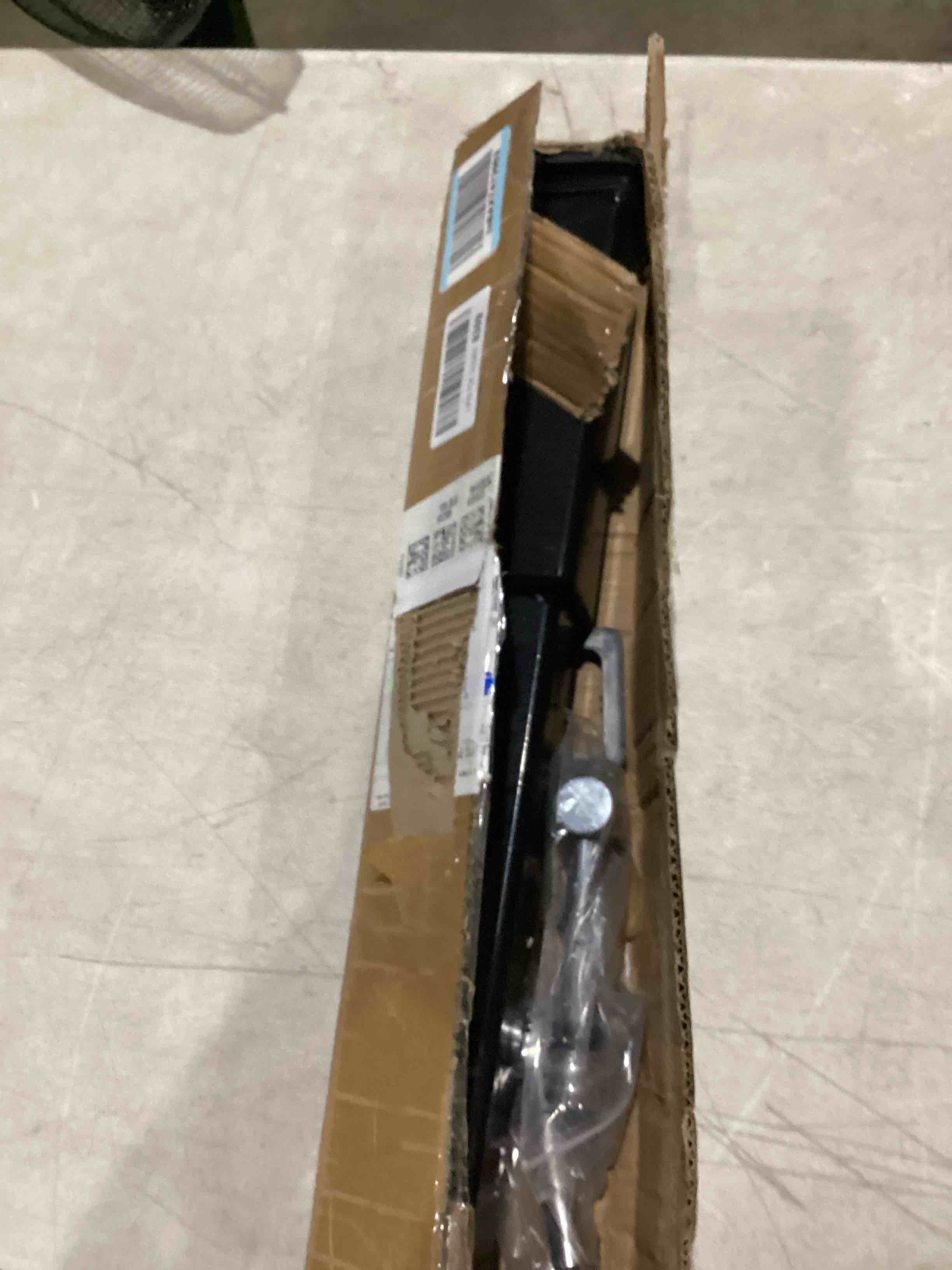 https://s3.amazonaws.com/lotting-images-prod/bidfta/GRA1990902_1754306021804.jpeg
