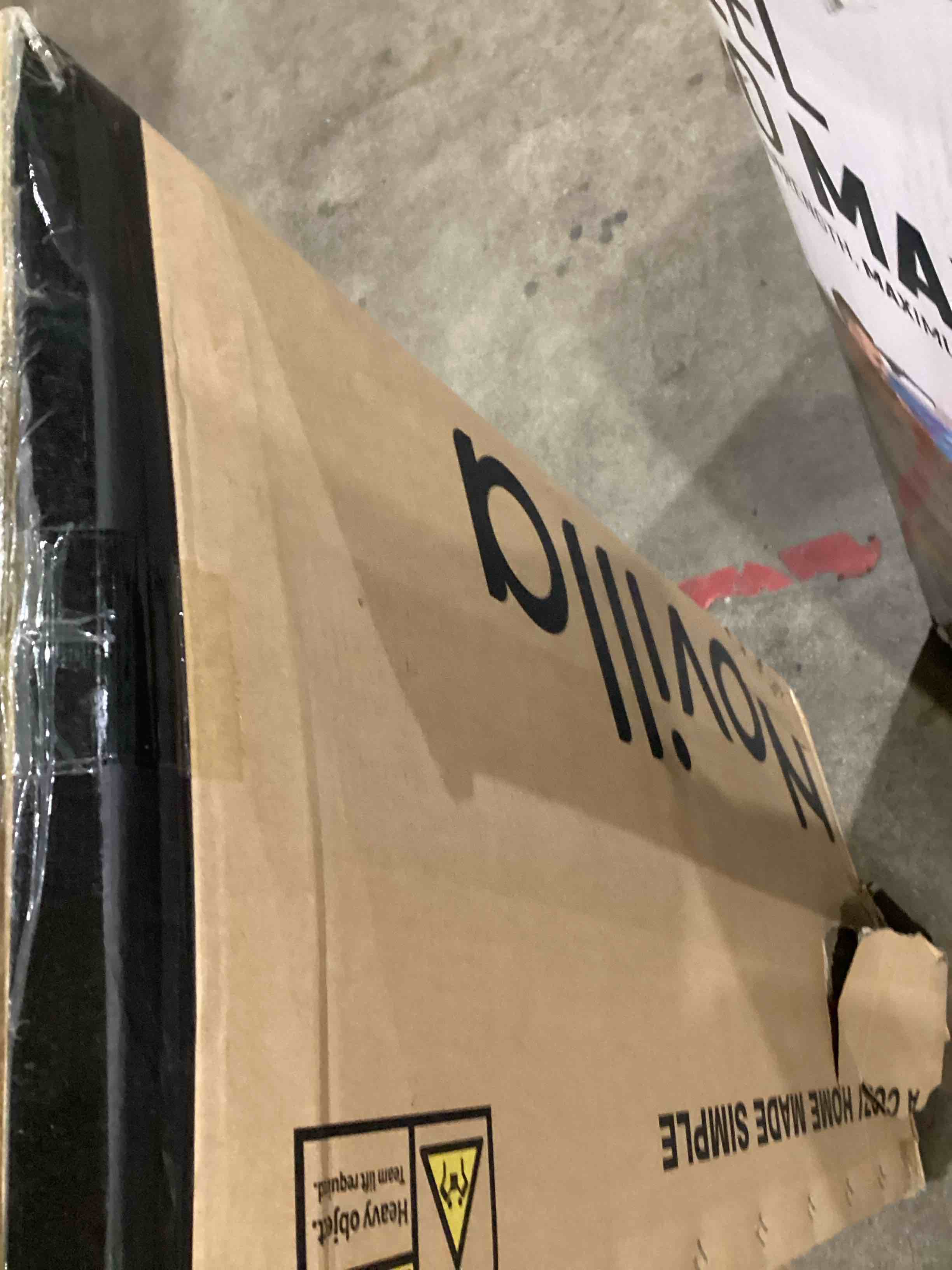 https://s3.amazonaws.com/lotting-images-prod/bidfta/GRA1990918_1754309132250.jpeg