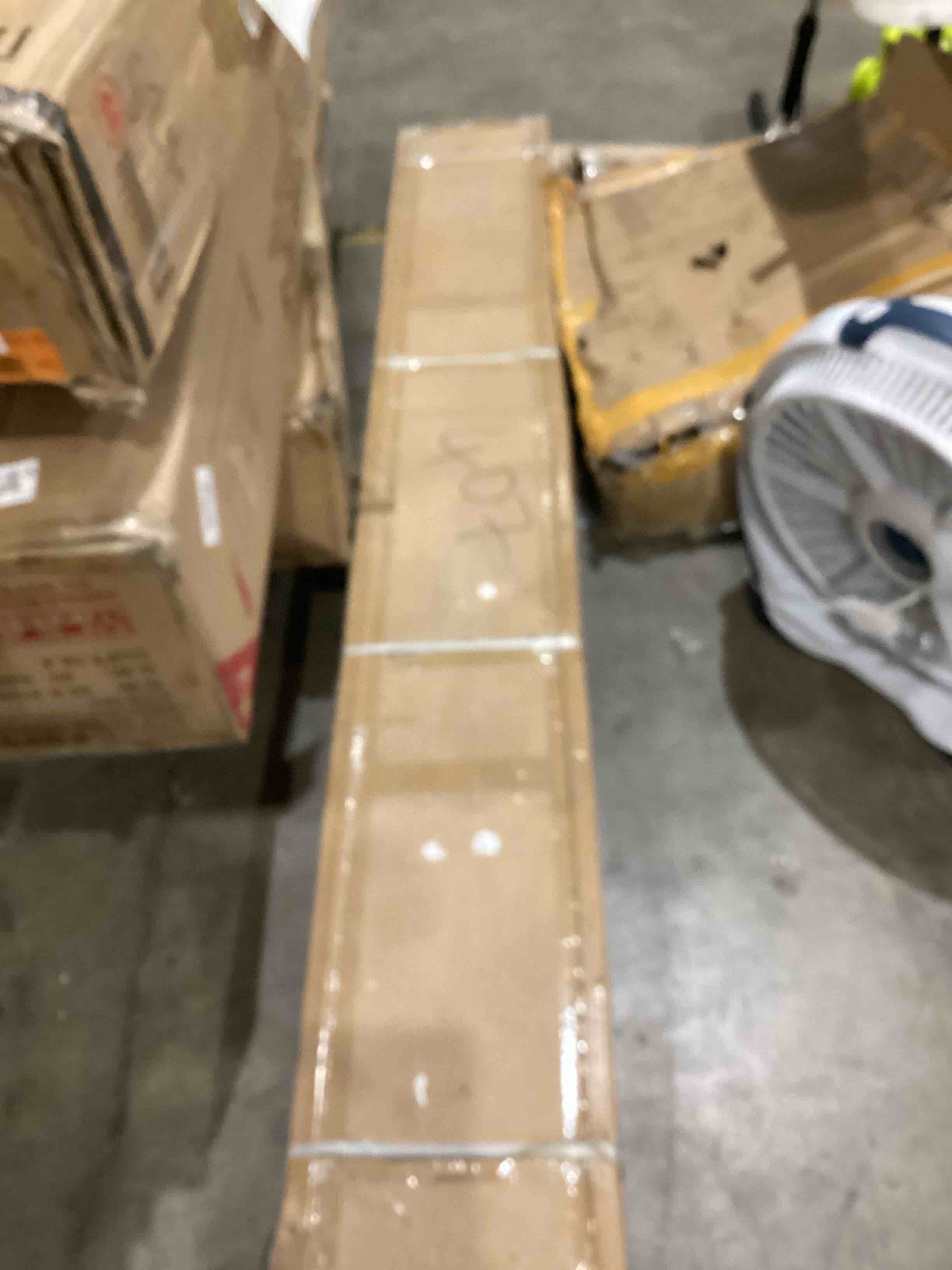 https://s3.amazonaws.com/lotting-images-prod/bidfta/GRA1991037_1754487163966.jpeg