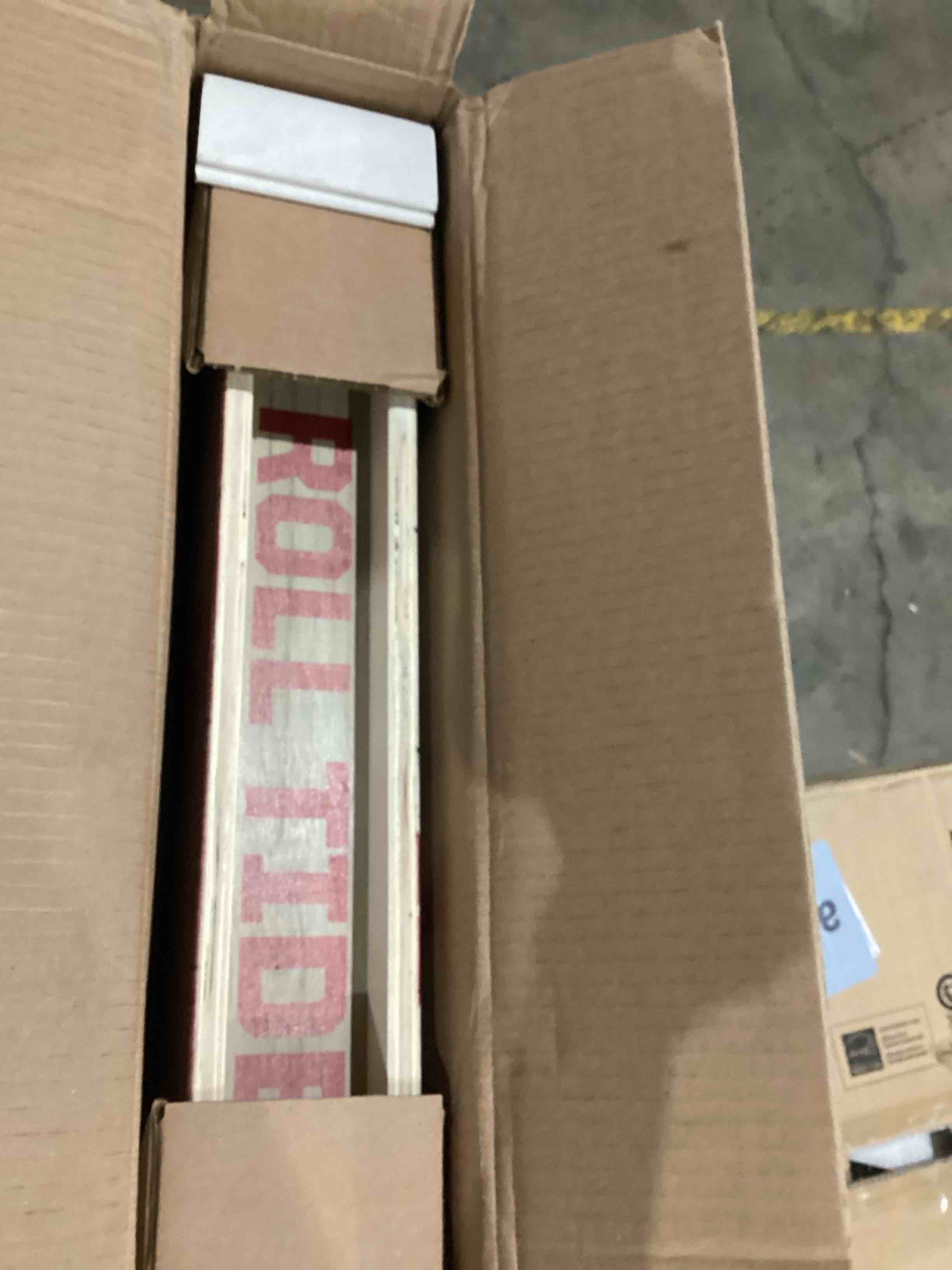 https://s3.amazonaws.com/lotting-images-prod/bidfta/GRA1991055_1754499022158.jpeg