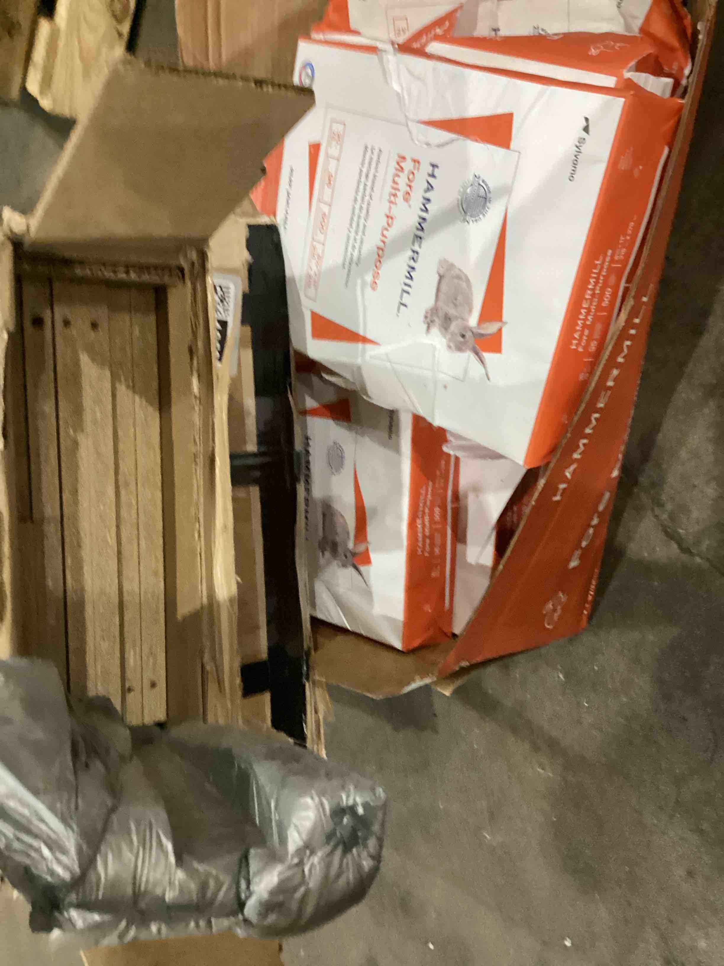 https://s3.amazonaws.com/lotting-images-prod/bidfta/GRA1991058_1754502767533.jpeg
