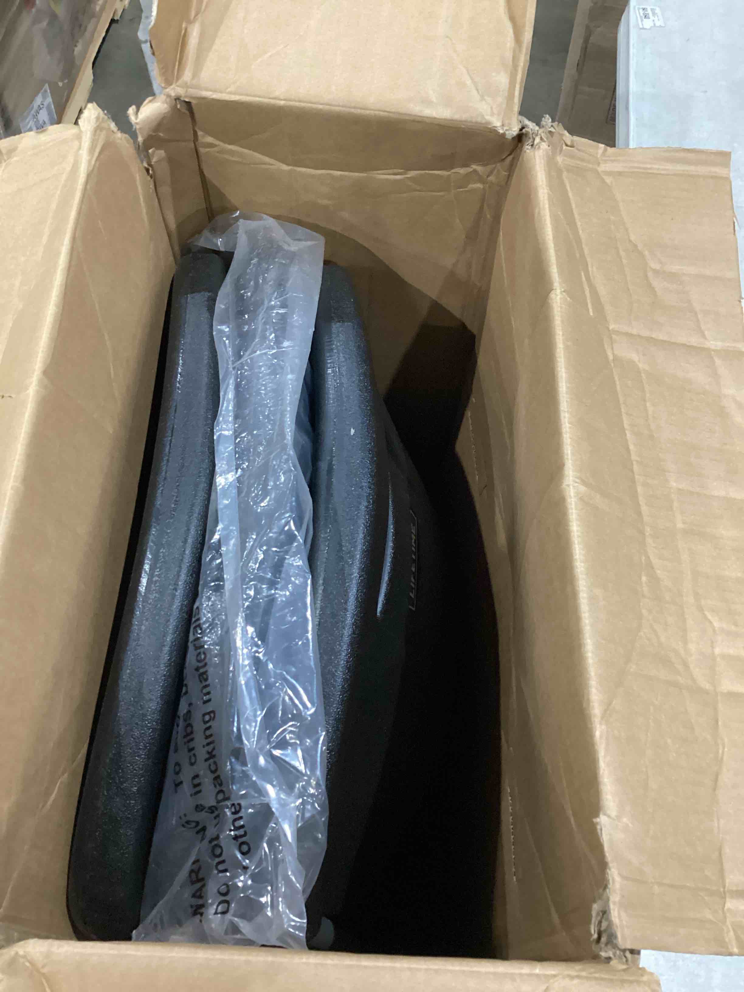 https://s3.amazonaws.com/lotting-images-prod/bidfta/GRA1991264_1754912769626.jpeg