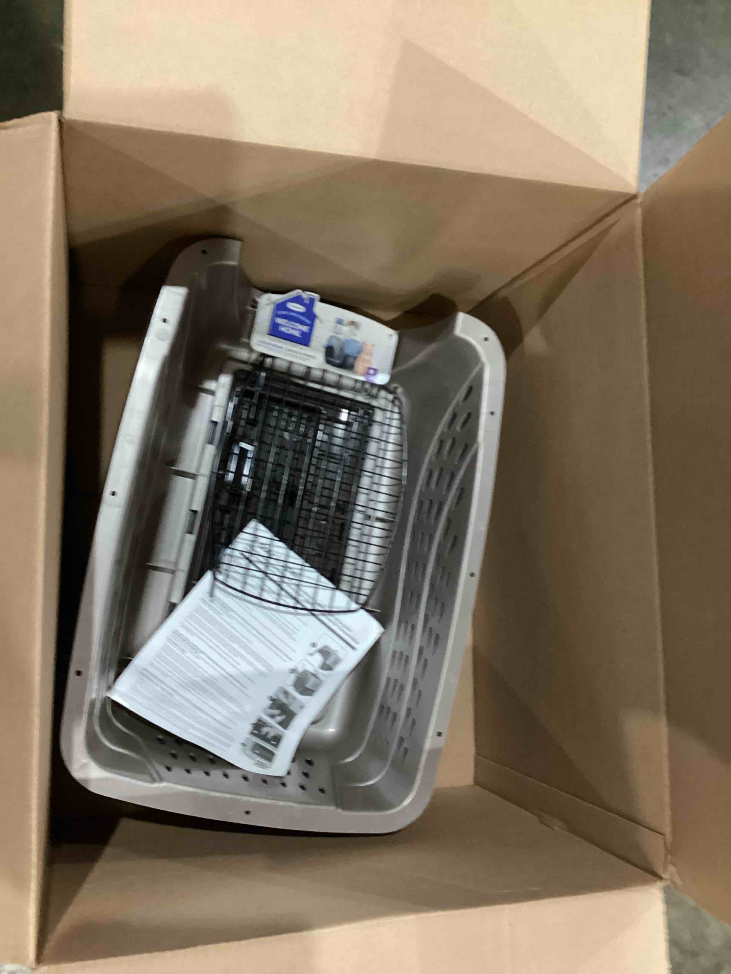 https://s3.amazonaws.com/lotting-images-prod/bidfta/GRA1991293_1754922307137.jpeg