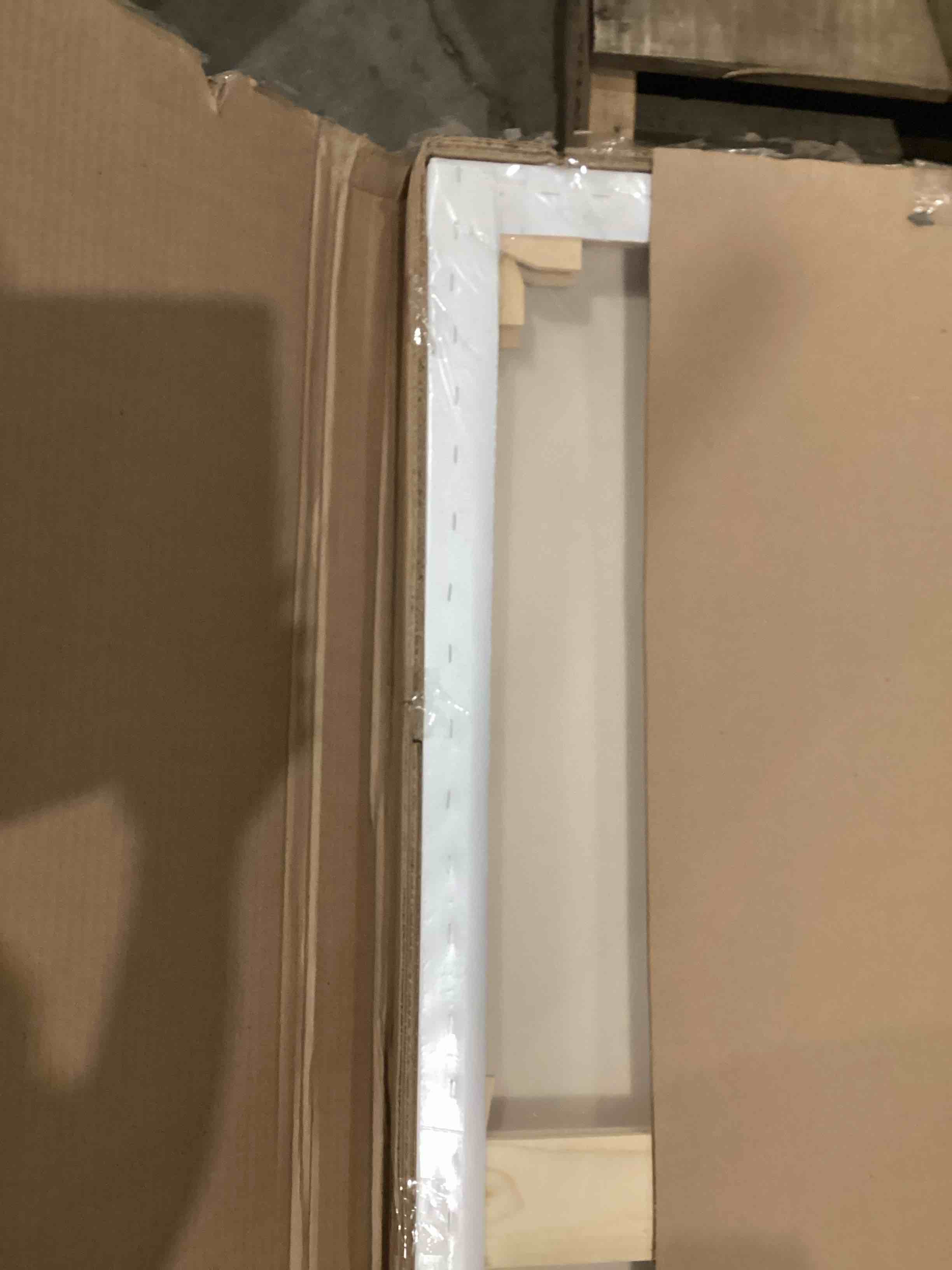 https://s3.amazonaws.com/lotting-images-prod/bidfta/GRA1991426_1755084939840.jpeg