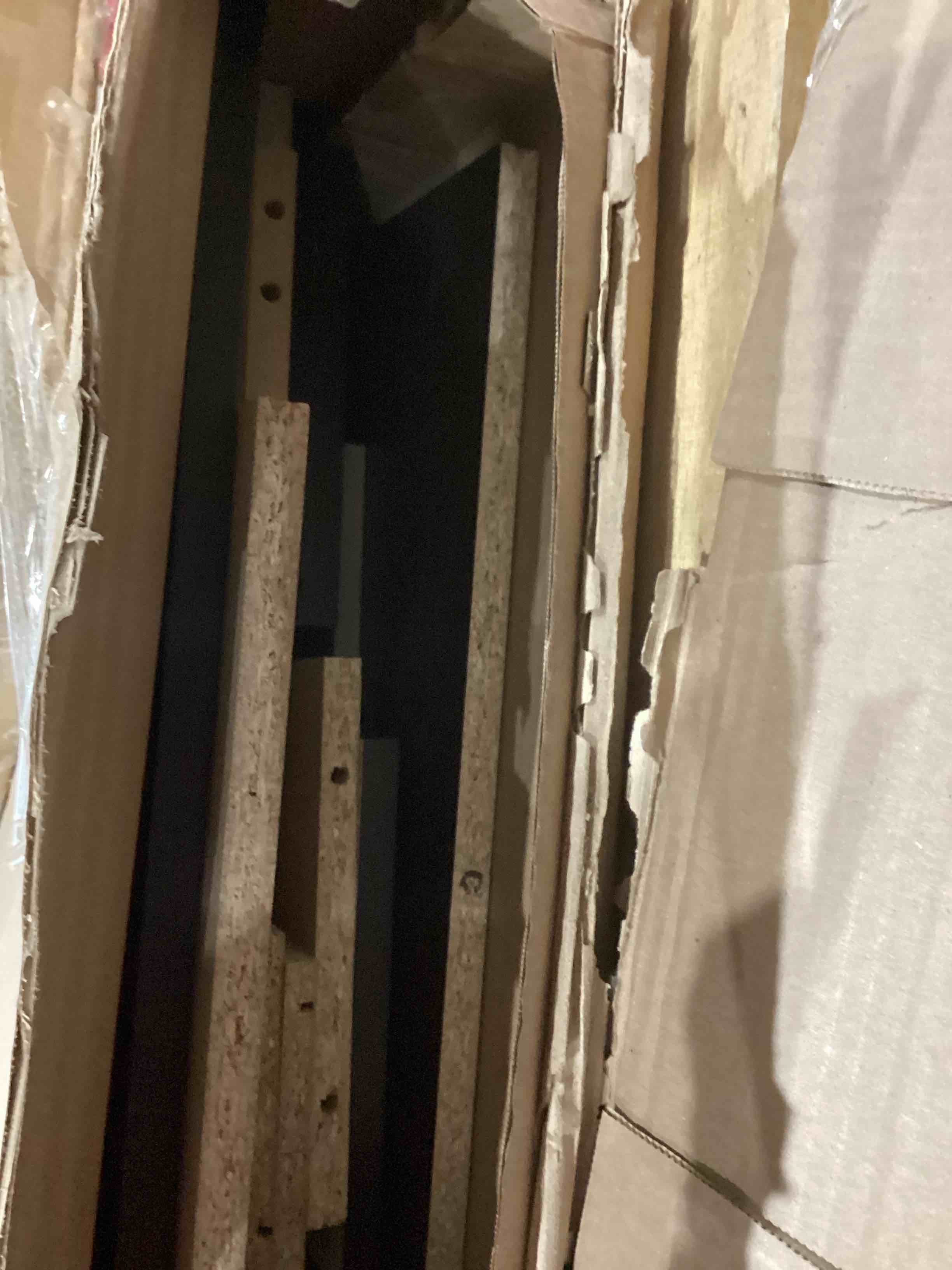 https://s3.amazonaws.com/lotting-images-prod/bidfta/GRA1991493_1755179450878.jpeg