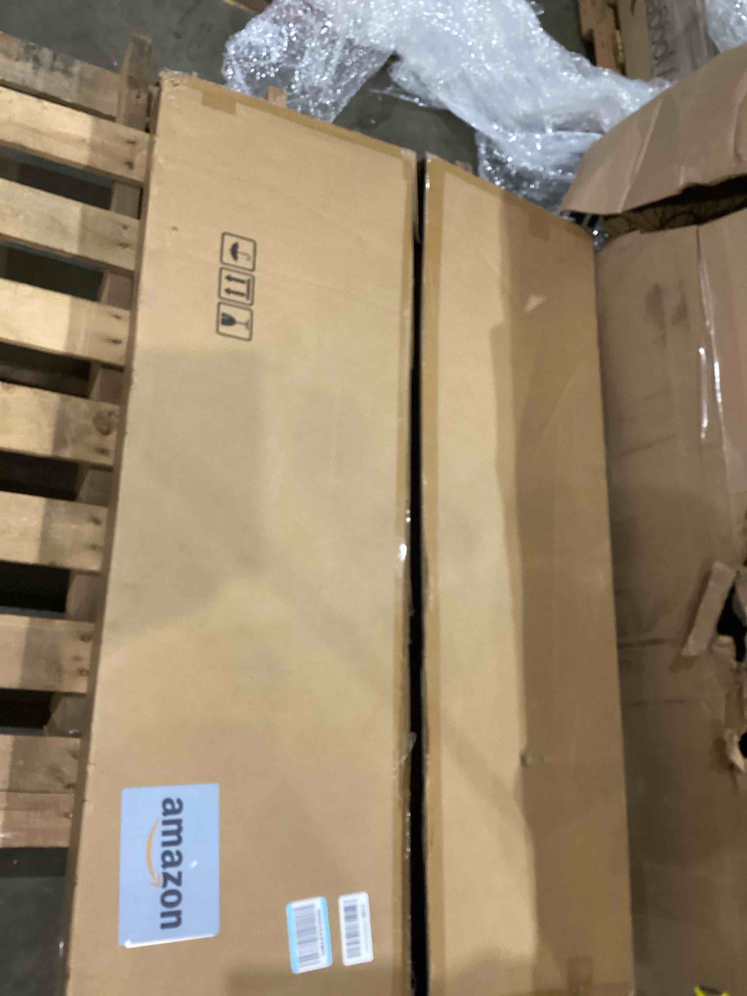 https://s3.amazonaws.com/lotting-images-prod/bidfta/GRA1991535_1755261117132.jpeg