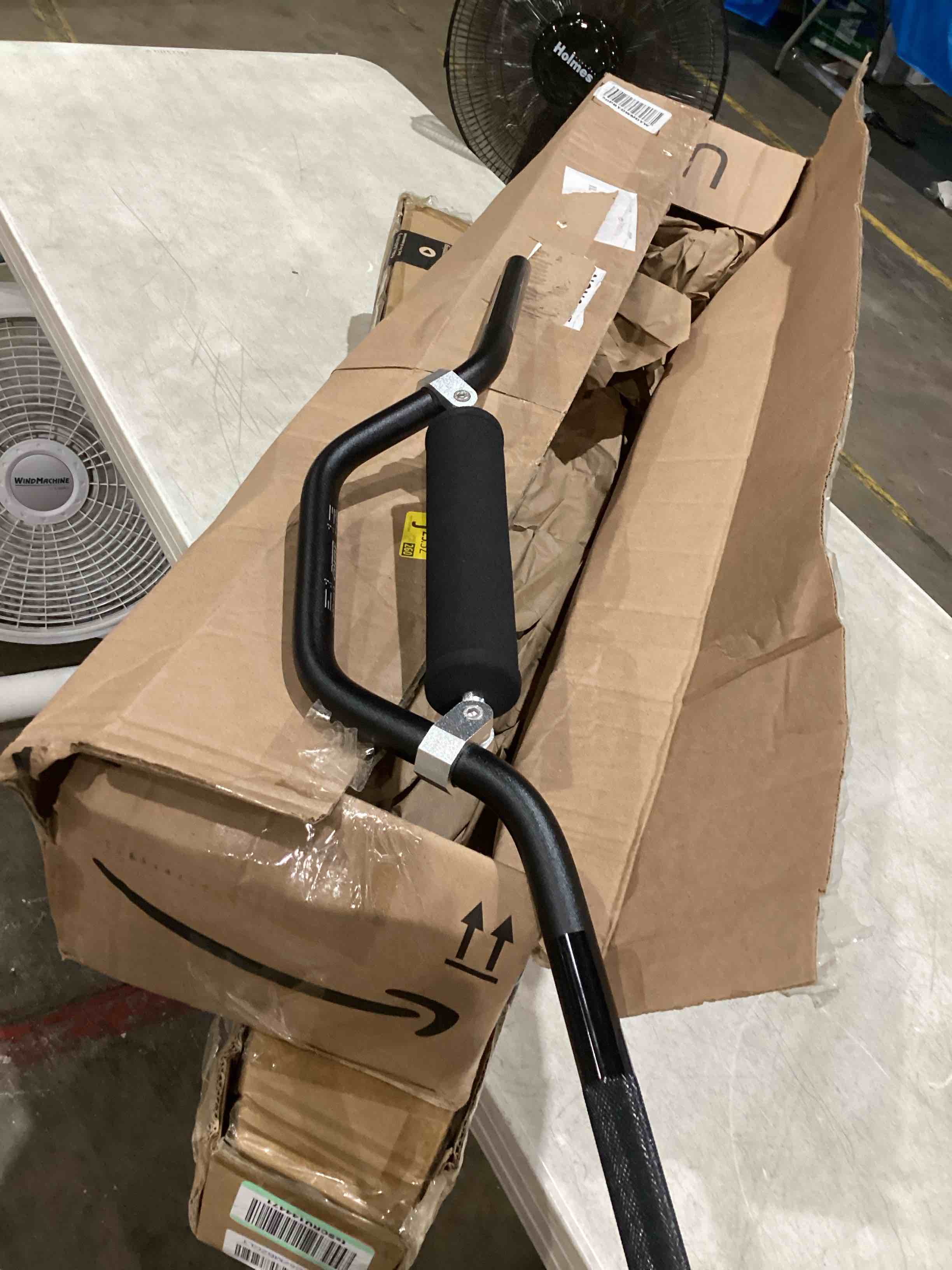 https://s3.amazonaws.com/lotting-images-prod/bidfta/GRA1991536_1755261694751.jpeg