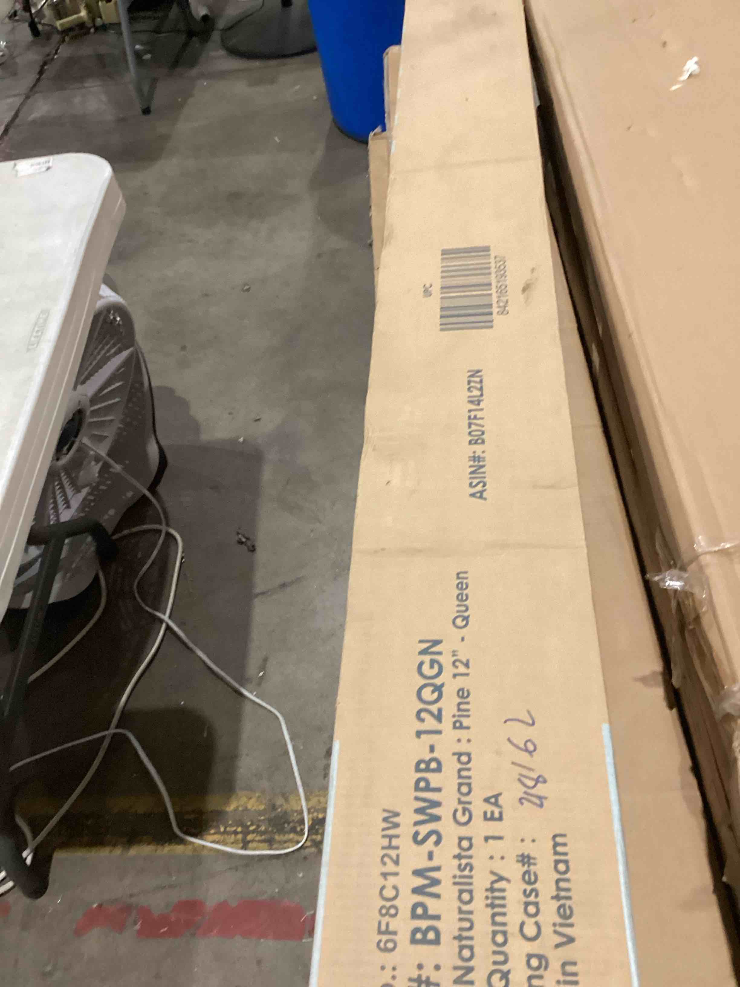 https://s3.amazonaws.com/lotting-images-prod/bidfta/GRA1991556_1755275917934.jpeg