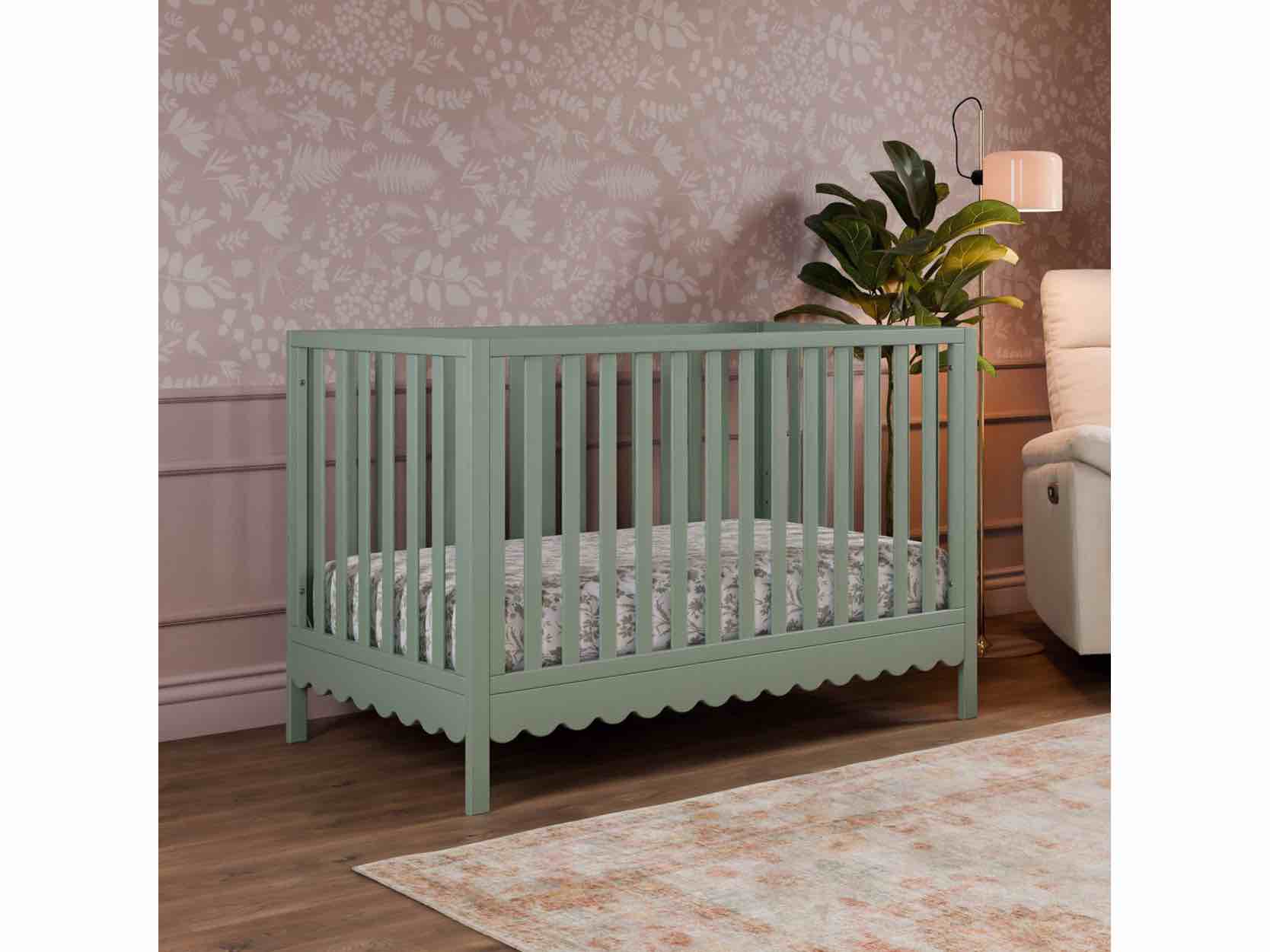 daVinci Sammy Scallop 4-in-1 Convertible Crib