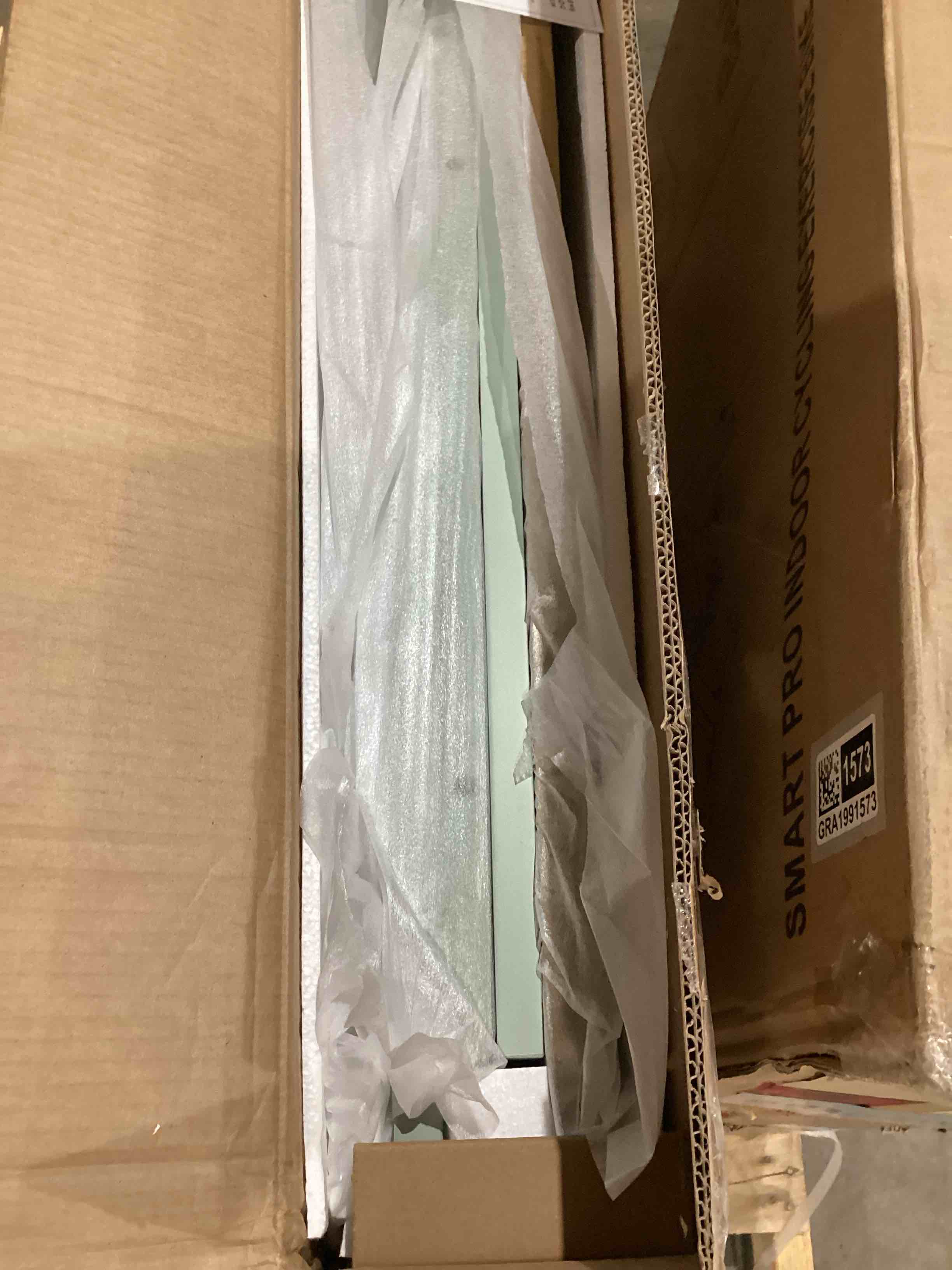https://s3.amazonaws.com/lotting-images-prod/bidfta/GRA1991566_1755516398534.jpeg