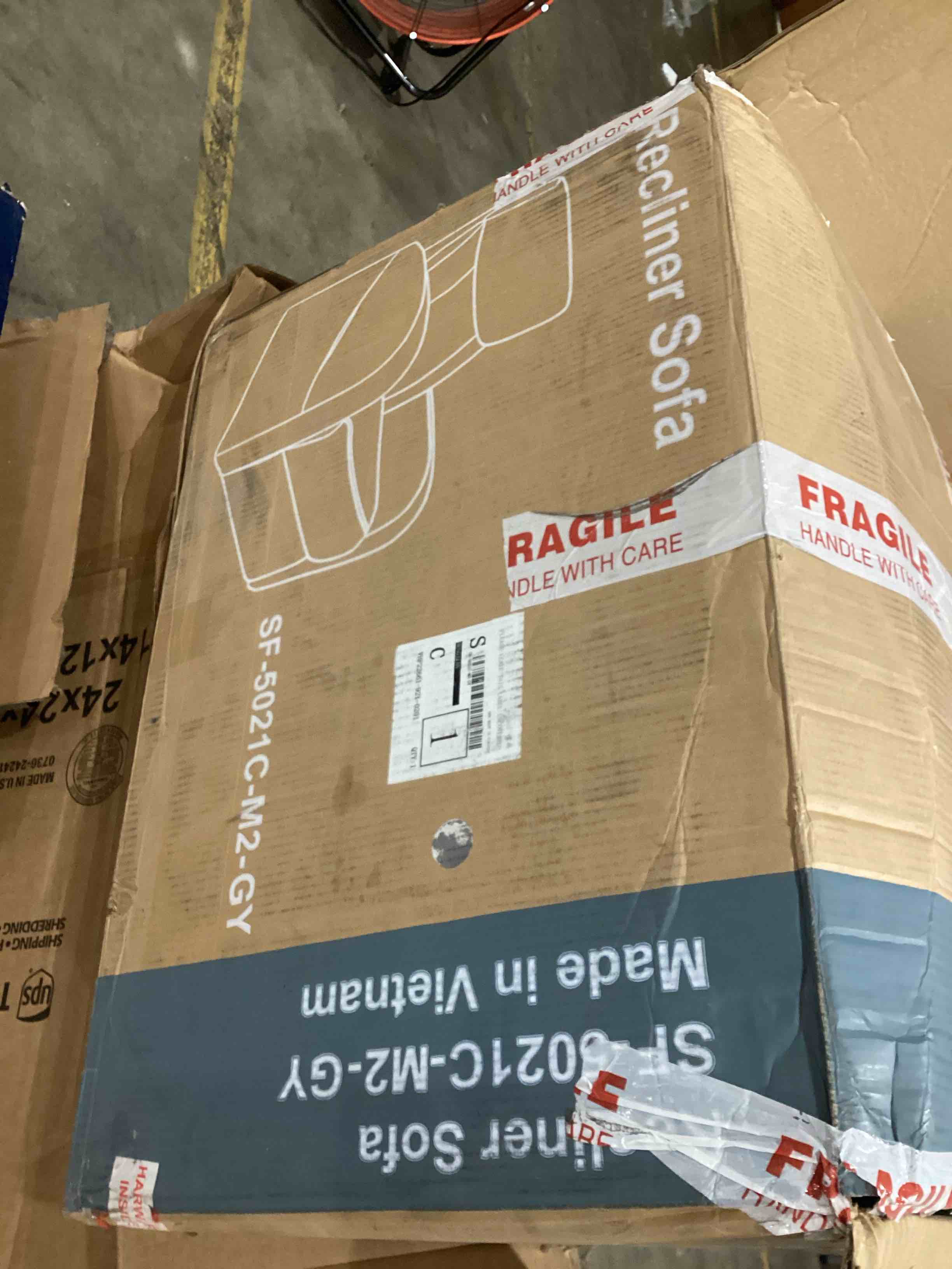 https://s3.amazonaws.com/lotting-images-prod/bidfta/GRA1991576_1755283054440.jpeg